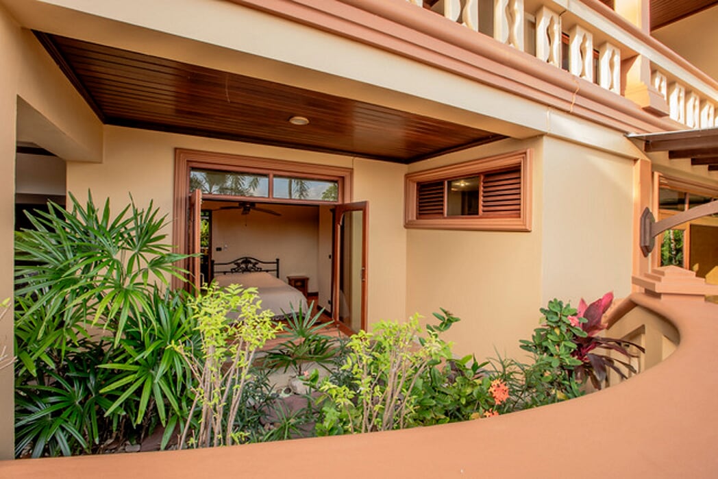 For Rent : Layan Beach Luxury Thai-Style Villa, 7 bedrooms 8 bathrooms