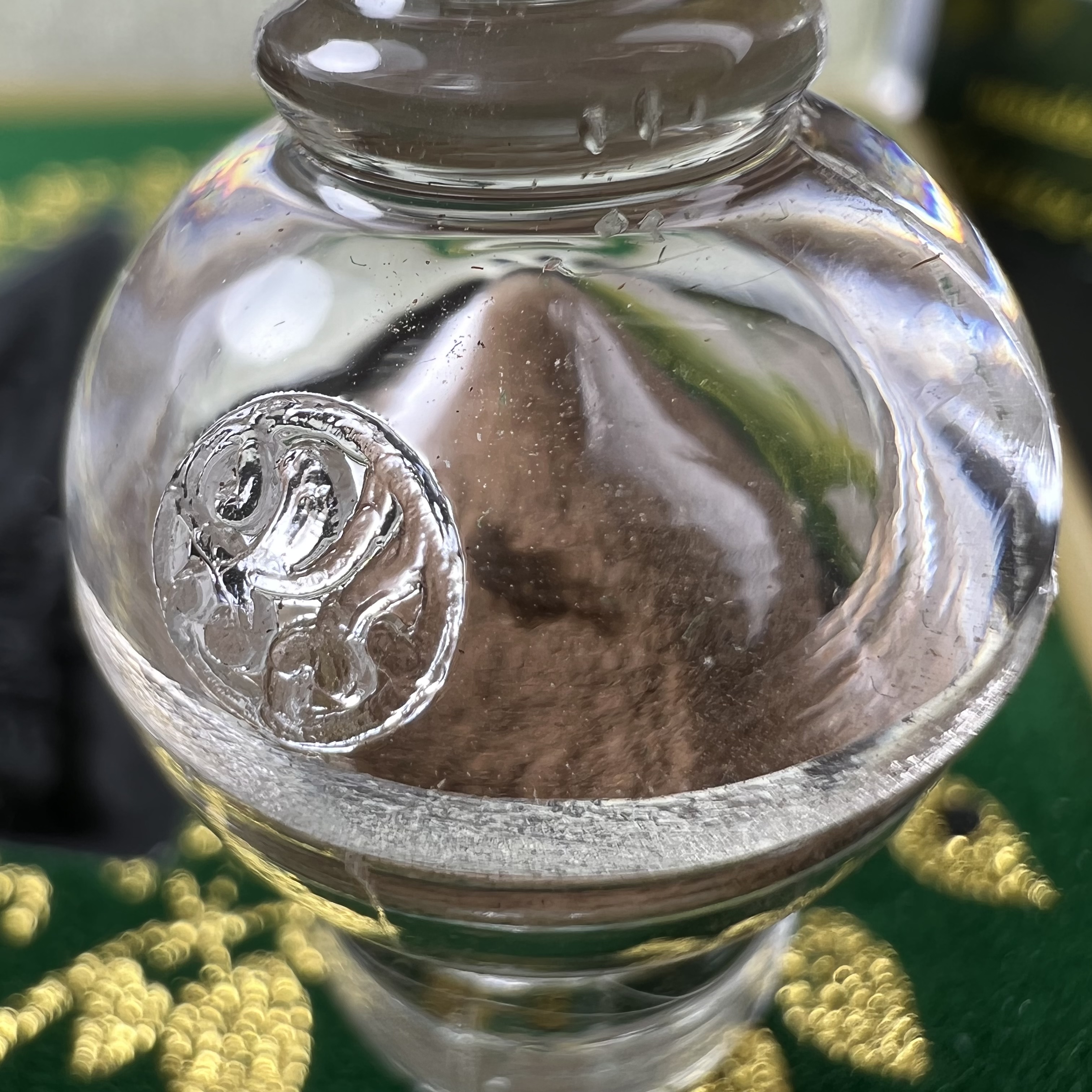 พระพุทธชินราช(จำลอง)ภปร. 84พรรษา เนื้อผง หลัง ภ.ป.ร. (พระราชทานมวลสาร จิตรลดาและเส้นพระเจ้า ร.9(เส้นผม))