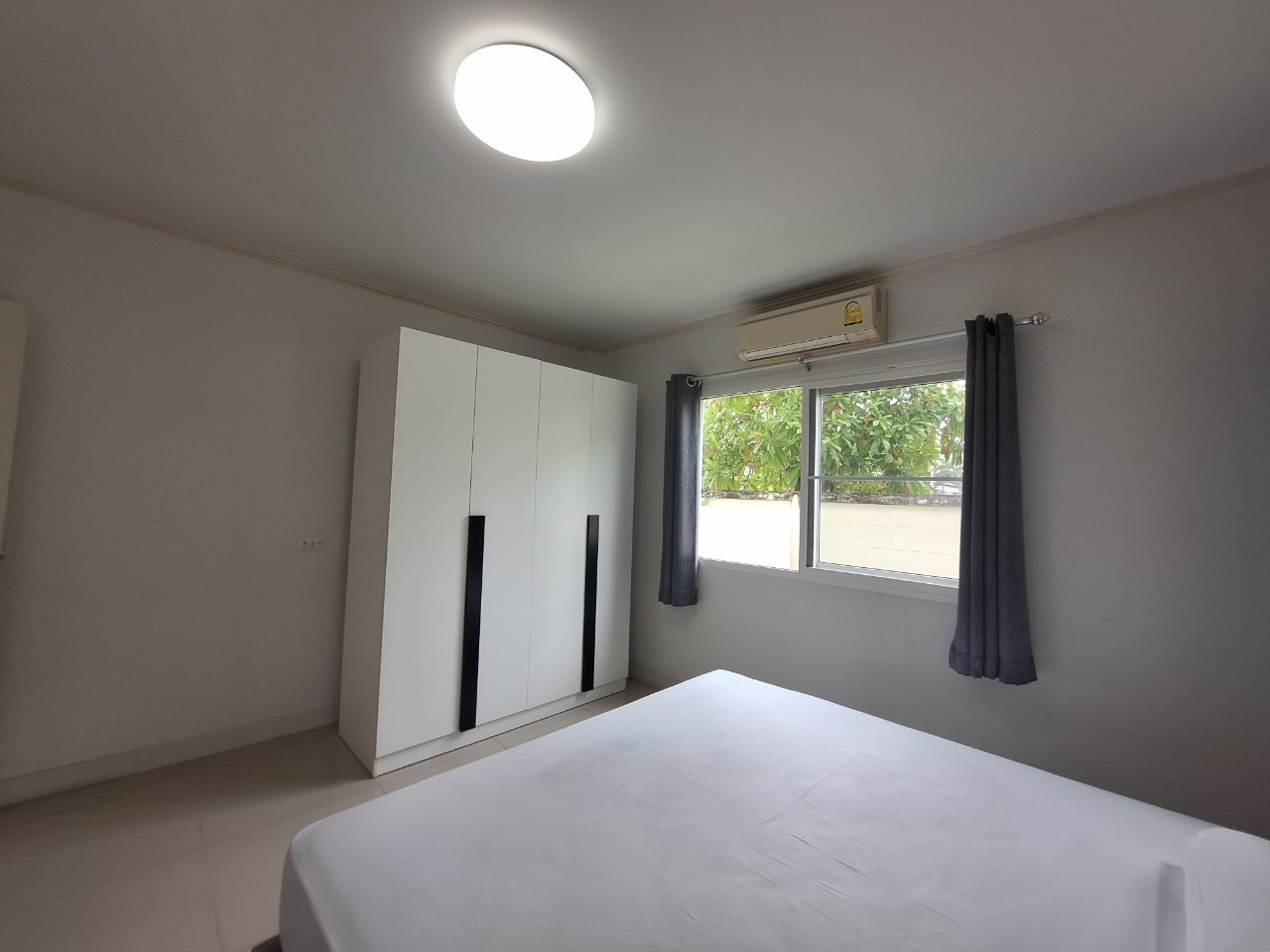 For Rent : Kohkaew, 2-story detached house, 4 Bedrooms 3 Bathrooms