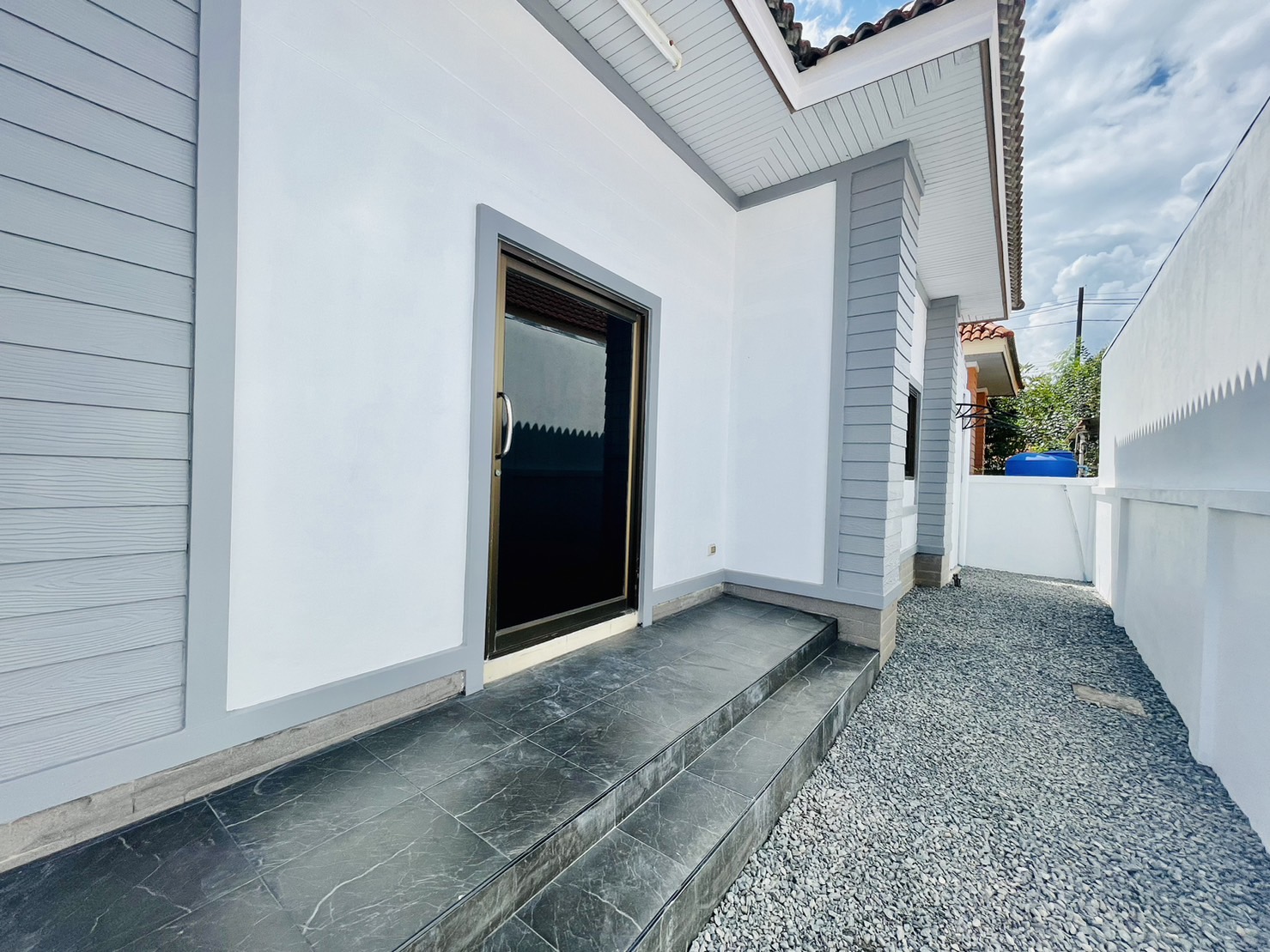 For Sales : Kohkeaw, Town Home @Chaofa Garden Home, 3 Bedrooms 2 Bathrooms