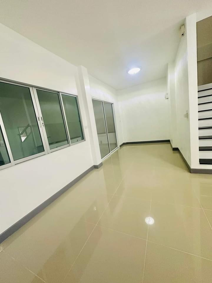 For Sales : Thalang, 2-story townhouse, 3 Bedrooms 2 Bathrooms