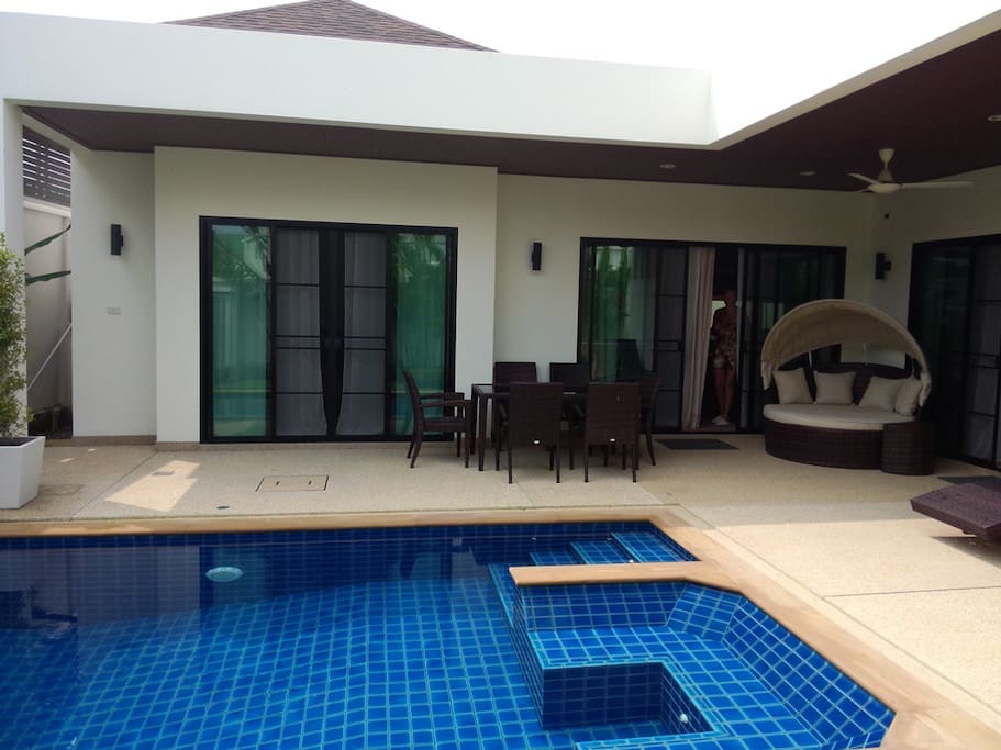 Rawai Private Pool Villa 3 bed room for rent