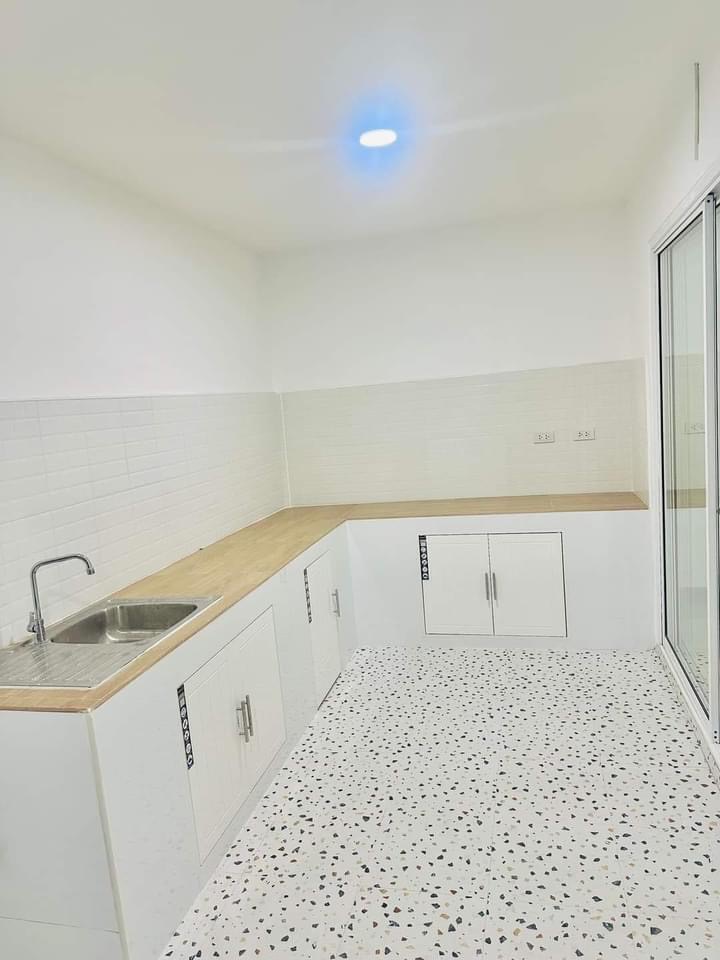 For Sales : Thalang, 2-story townhouse, 3 Bedrooms 2 Bathrooms