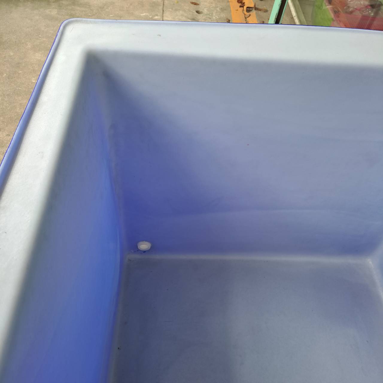 กระบะเหลี่ยม 800 ลิตร