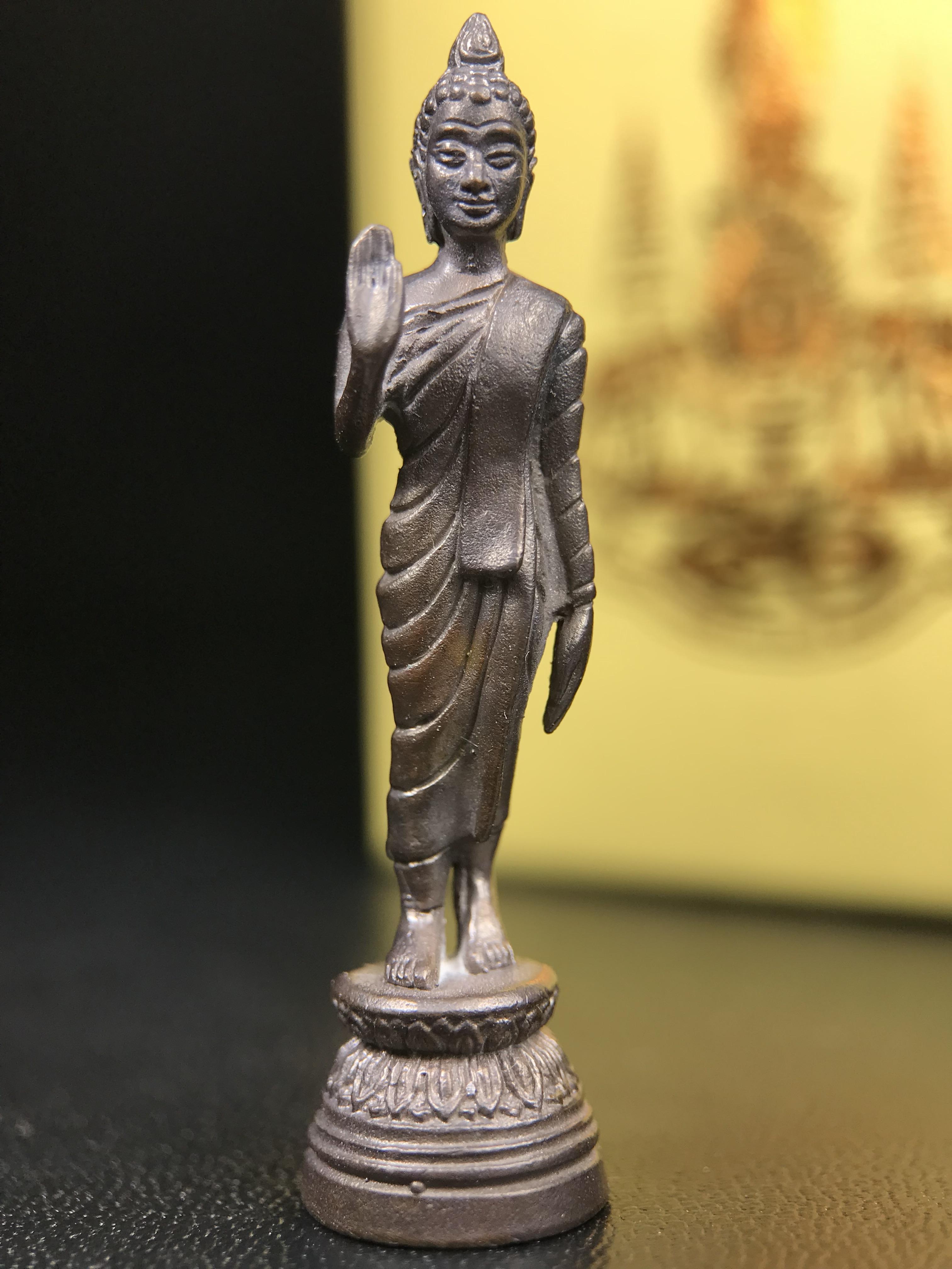 พระพุทธอภัยมงคลสมังคี วัดบวรนิเวศวิหาร ปี 2539 ลอยองค์เนื้อนวโลหะ สร้างเนื่องในมงคลโอกาสที่พระบาทสมเด็จพระเจ้าอยู่หัวรัชกาลที่ 9 ทรงครองสิริราชสมบัติครบ 50 ปี สมเด็จพระญาณสังวร สมเด็จพระสังฆราช เสด็จเป็นประธานในพิธีเททอง ณ วัดบวรนิเวศวิหาร(1 ใน 5000 องค์)