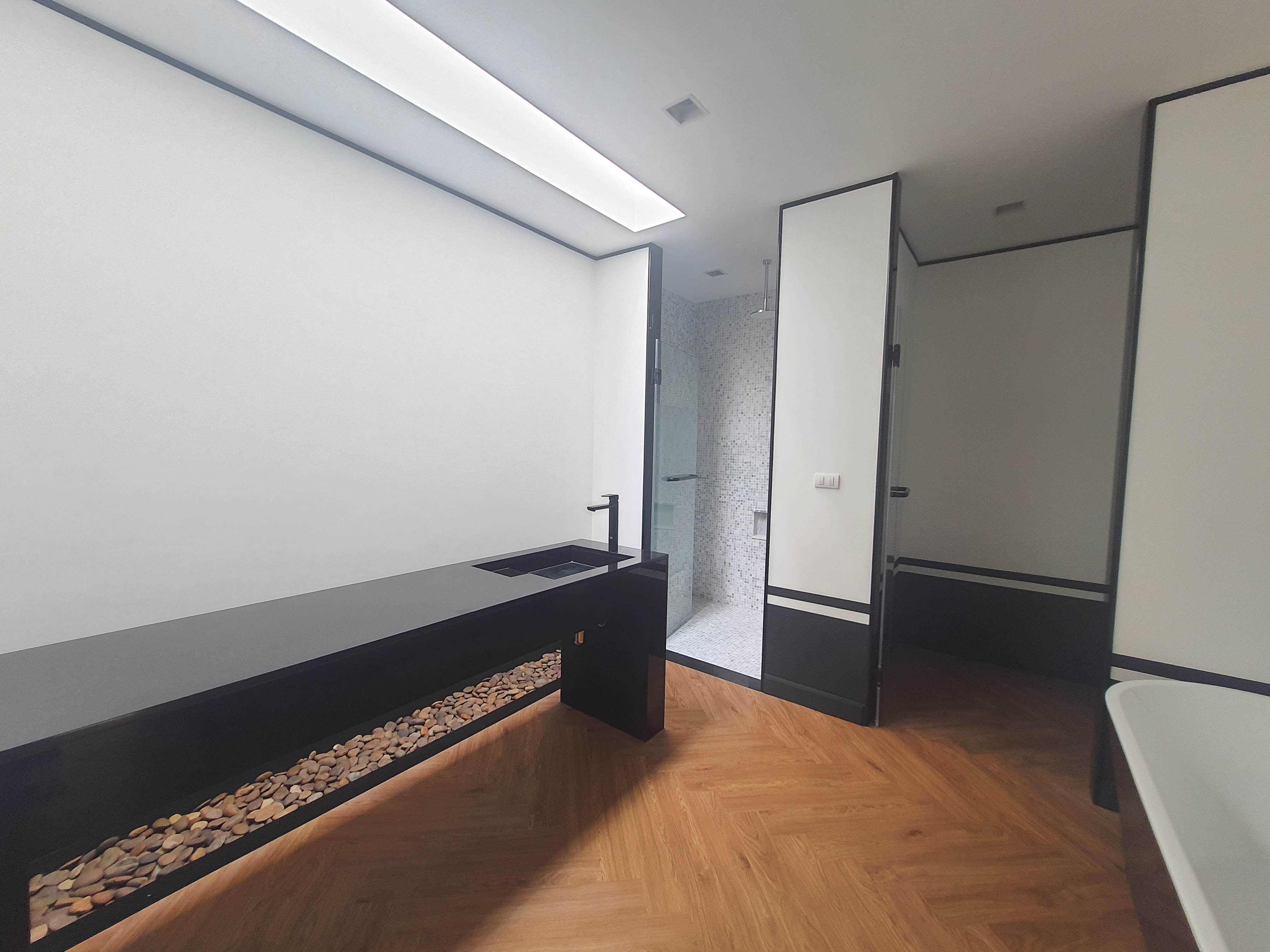 For Sales : Bangtao, Luxury Pool Villa @Pasak soi 8 3 bedrooms 3 Bathrooms, Pool view.