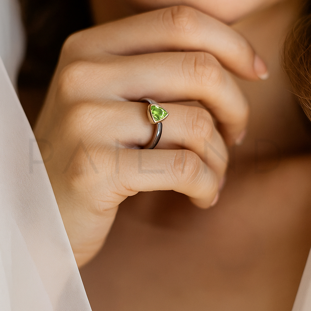 แหวนเงินแท้ดีไซน์หรู ประดับพลอย PERIDOTชุบทองคำขาวและทองชมพู