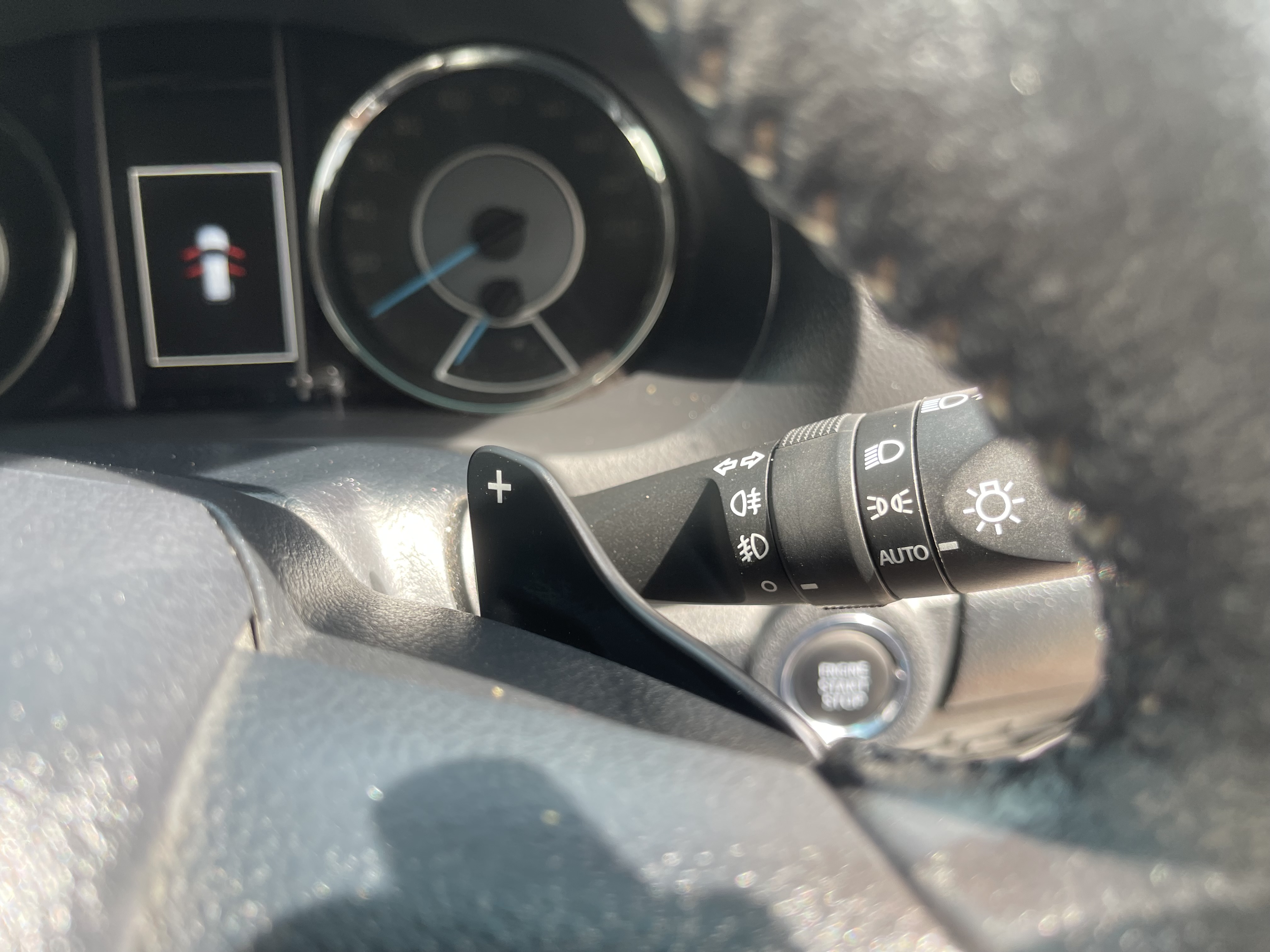 Toyota Fortuner 2.8 V 2WD At 2016 ขาวมุก