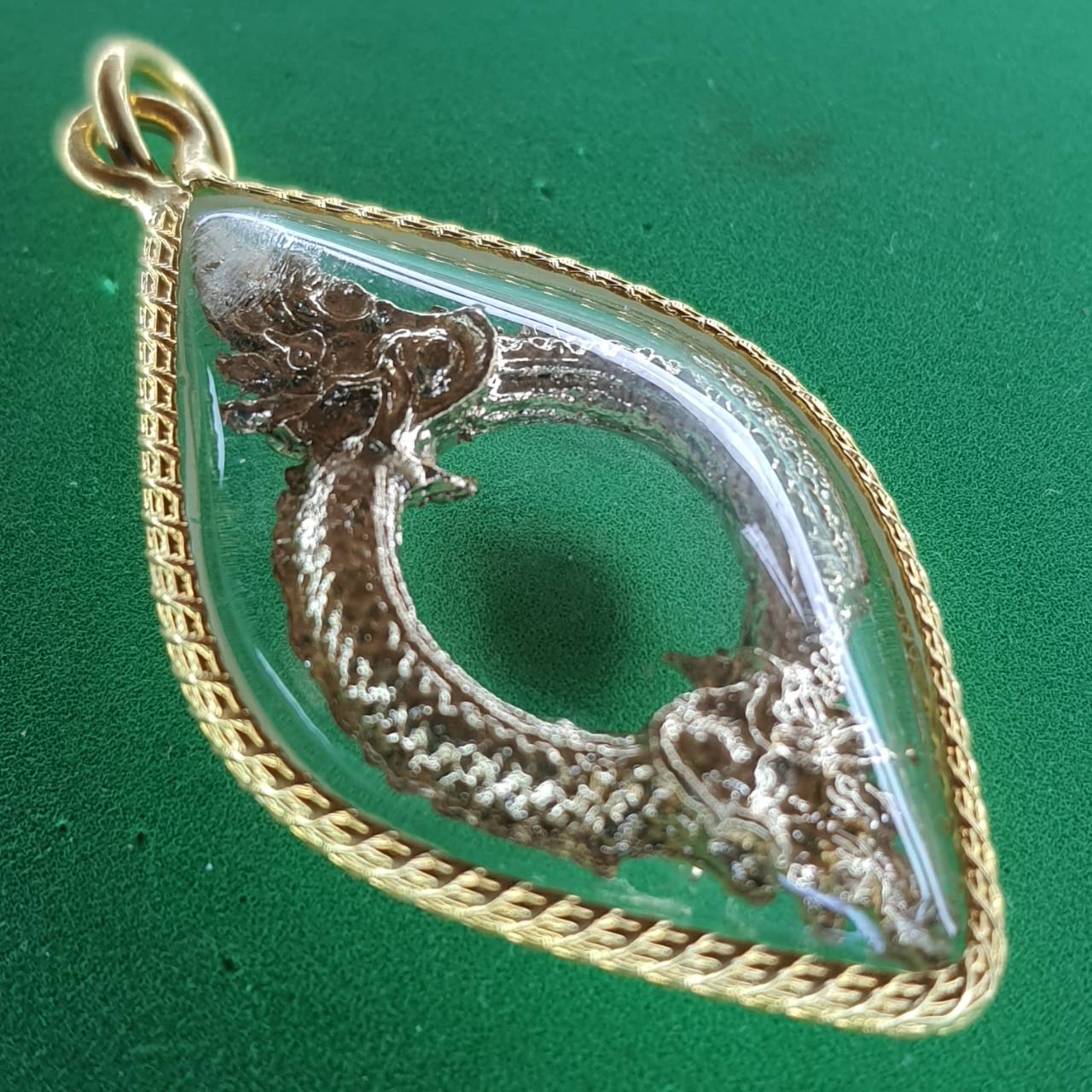 ของป้องกัน บ่วงบาศพญานาค 2เศียร สีทอง กรอบไมคอน