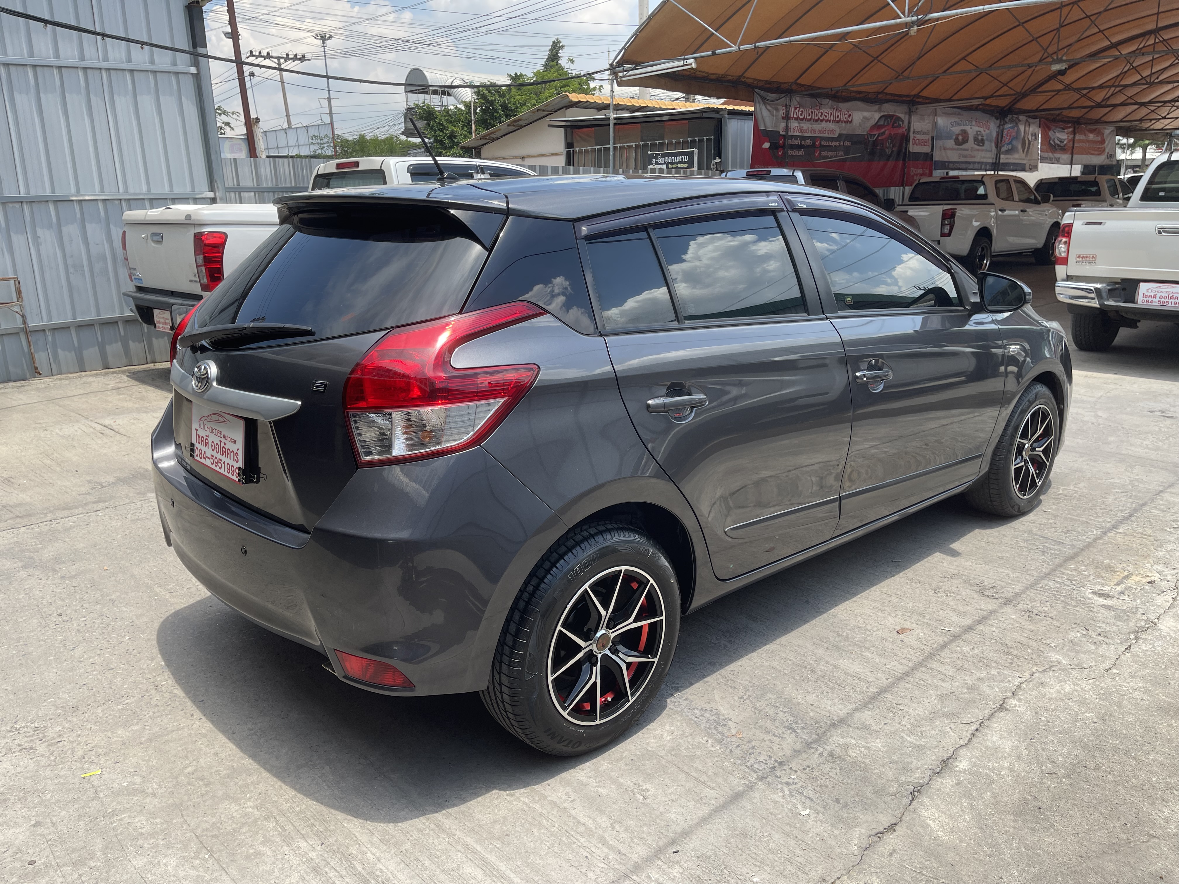 Toyota Yaris 1.2 E At 2017 เทาดำ