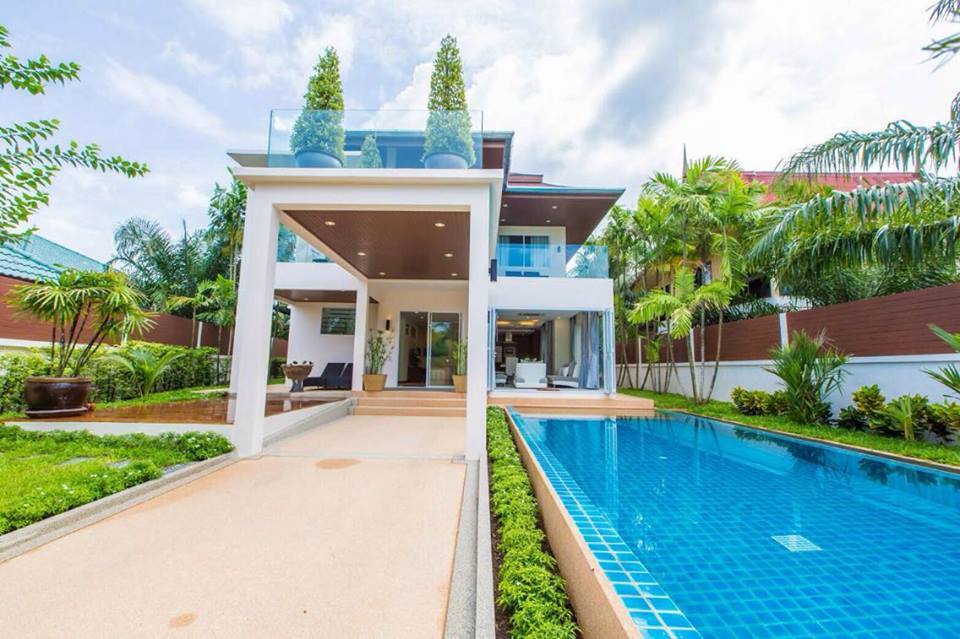 For Rent : Rawai, Luxury Private Pool villa 4 bedrooms.