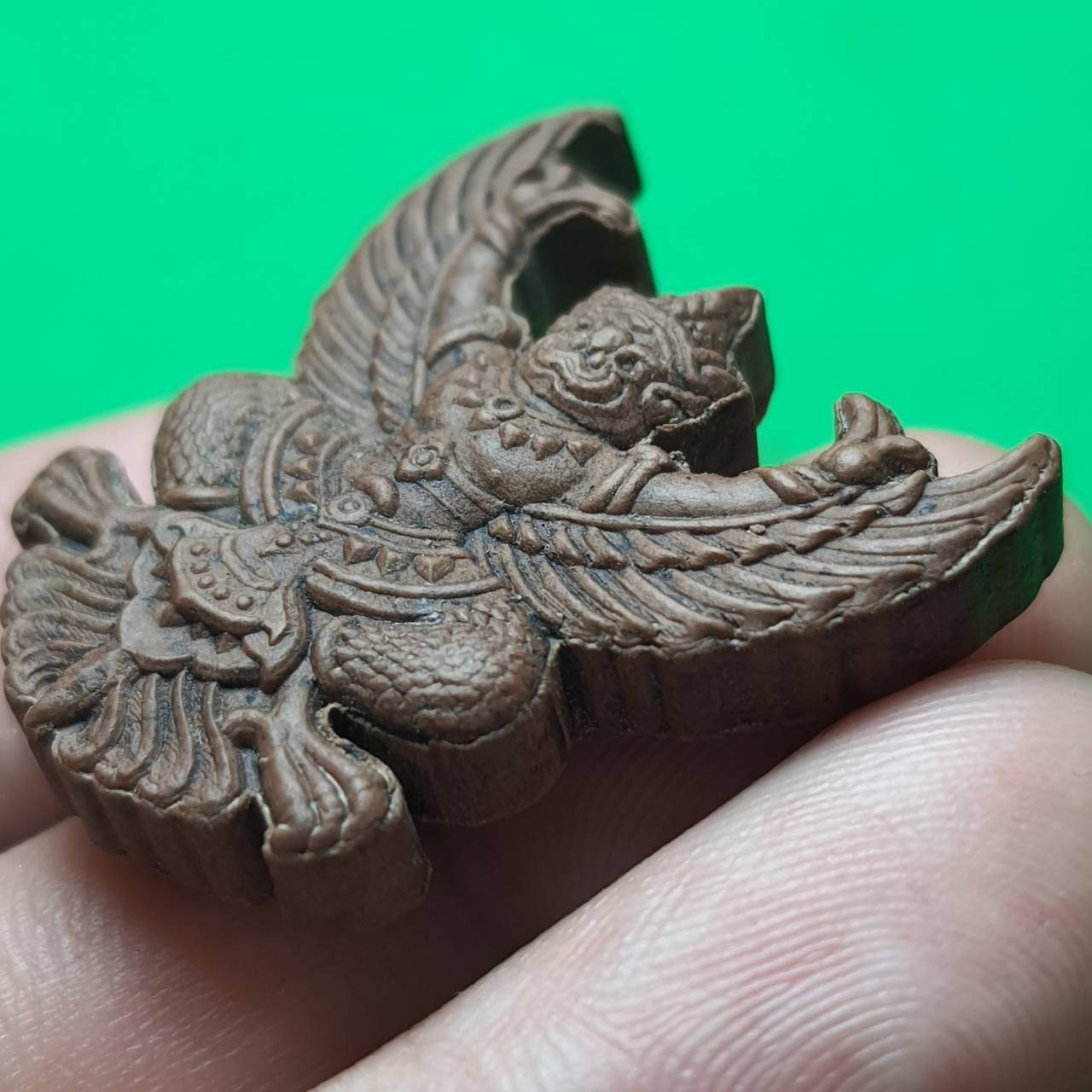 พระเครื่อง พญาครุฑห้อยคอ รุ่น รุ่งเรือง อำนาจ บารมี สีน้ำตาล จี้พญาครุฑ พญาครุฑแท้