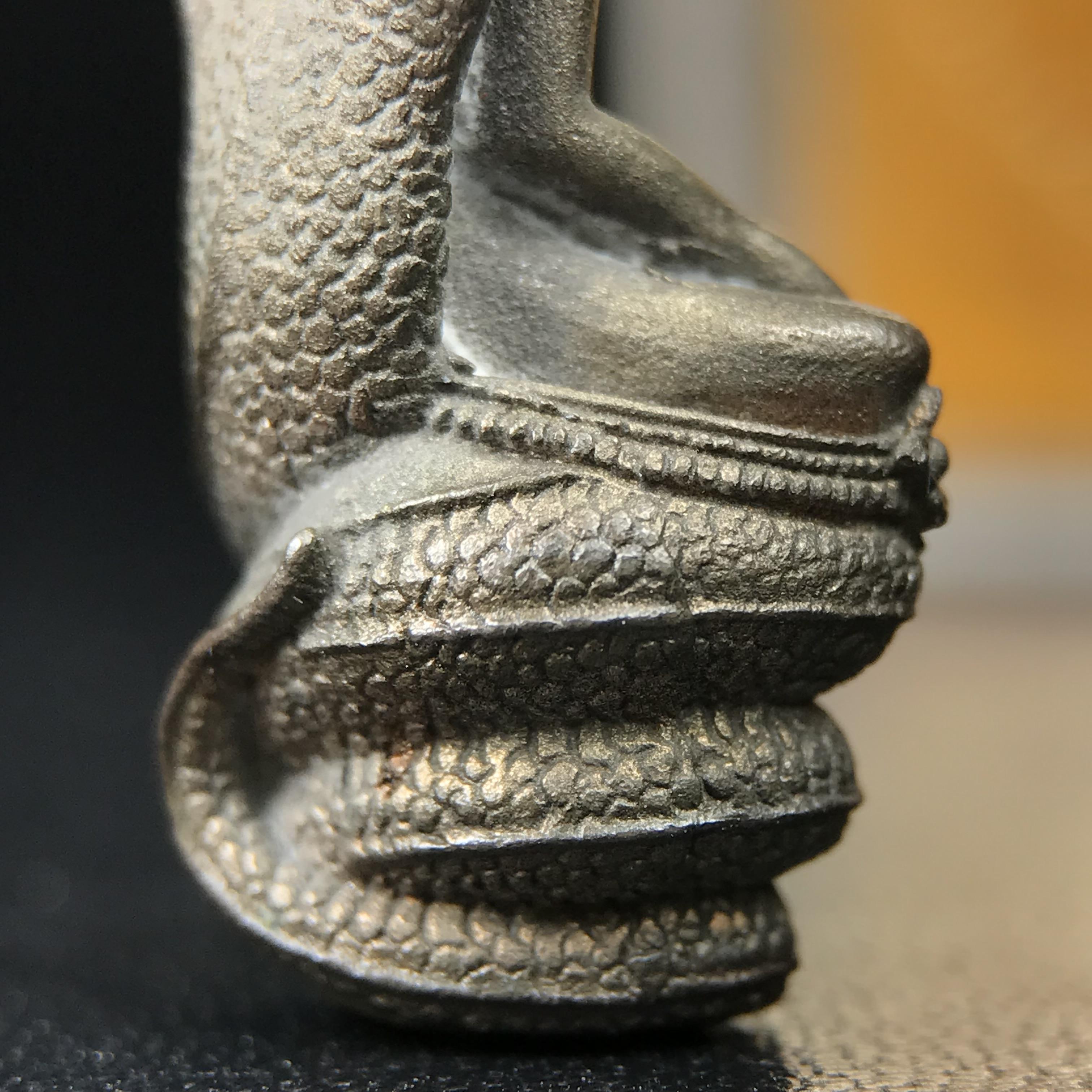 พระพุทธรูปนาคปรกปางมารวิชัย สธ. เนื่องวโรกาสสมเด็จพระเทพรัตนราชสุดาฯทรงเจริญพระชนมายุครบ 3รอบ ปี2534 พระกริ่งนวโลหะ พิธีพุทธาภิเษก ณ วัดบวรนิเวศวิหาร โดยมีสมเด็จพระญาณสังวรสมเด็จพระสังฆราชเป็นองค์ประธาน(พิธีใหญ่ มวลสารดี พุทธศิลป์งดงาม)อุดมวลสารผงจิตรลดา