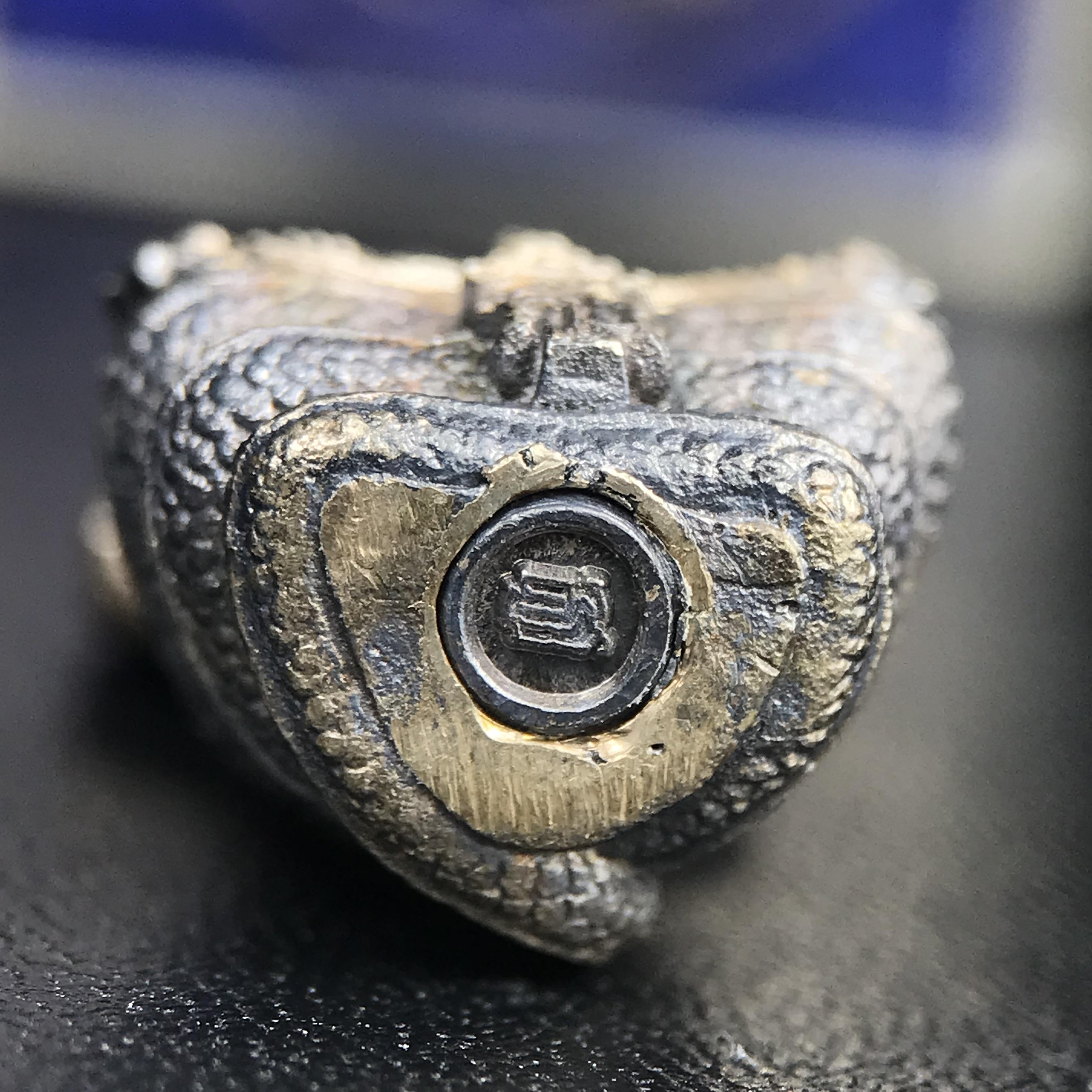 พระพุทธรูปนาคปรกปางมารวิชัย สธ. เนื่องวโรกาสสมเด็จพระเทพรัตนราชสุดาฯ ทรงเจริญพระชนมายุครบ 3 รอบ ปี2534 พิธีพุทธาภิเษก ณ วัดบวรนิเวศวิหาร โดยมีสมเด็จพระญาณสังวร สมเด็จพระสังฆราชเป็นองค์ประธาน(พิธีใหญ่ มวลสารดี พุทธศิลป์งดงาม)พระกริ่งเนื้อเงินพบเจอน้อยหายาก