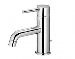 ก๊อกเดี่ยวอ่างล้างหน้าก้านโยกพร้อมสายน้ำดี COTTO CT144A