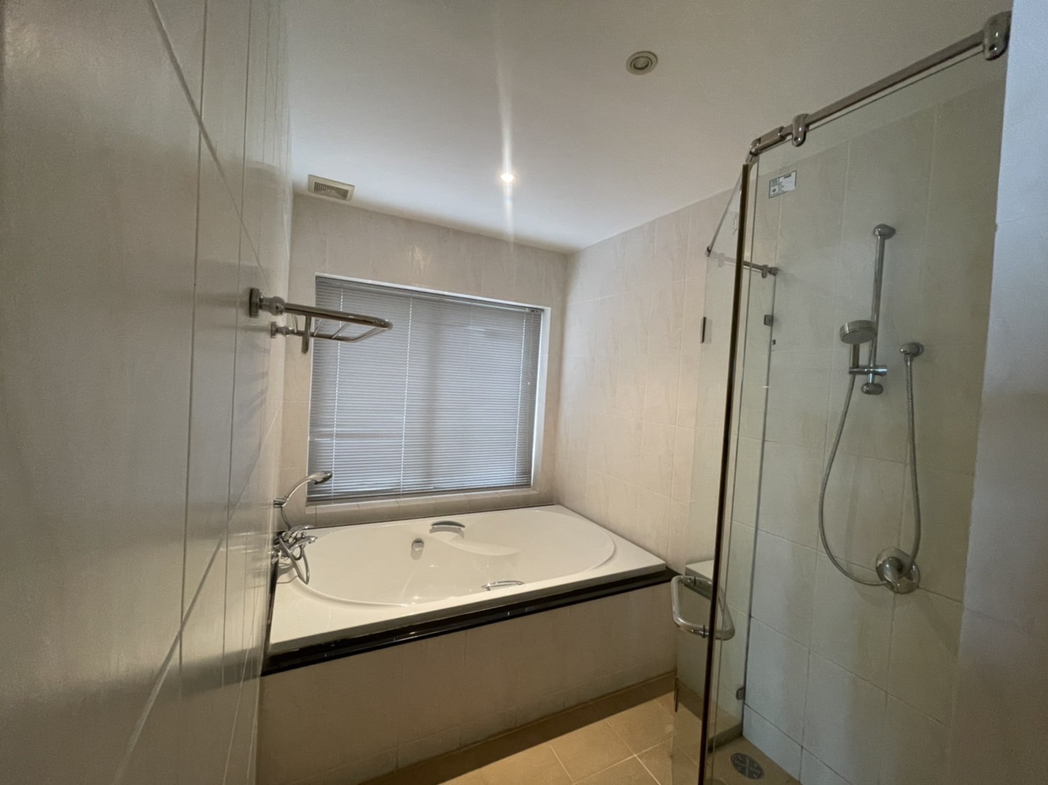 For Rent : Kathu, Loch Palm Garden Villa, 2 Bedrooms 2 Bathrooms