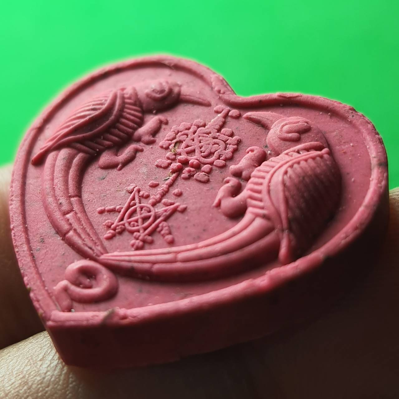 ของเสน่ห์ สาริกาลิ้นทอง สีชมพู เลี่ยมกรอบ รุ่นคู่ไม่ขาด โชคไม่หมด รวยเปรี้ยง สาริกาเสน่ห์ สาริกาค้าขาย สาริกาลิ้นทอง