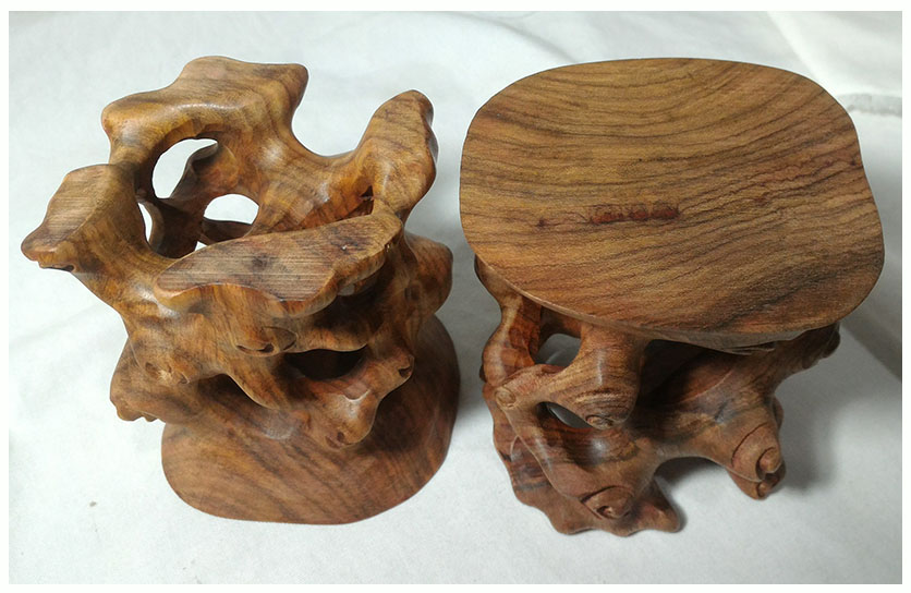 ฐานหรือกี๋ไม้สไตล์จีน ทรงรากไม้ อันละ