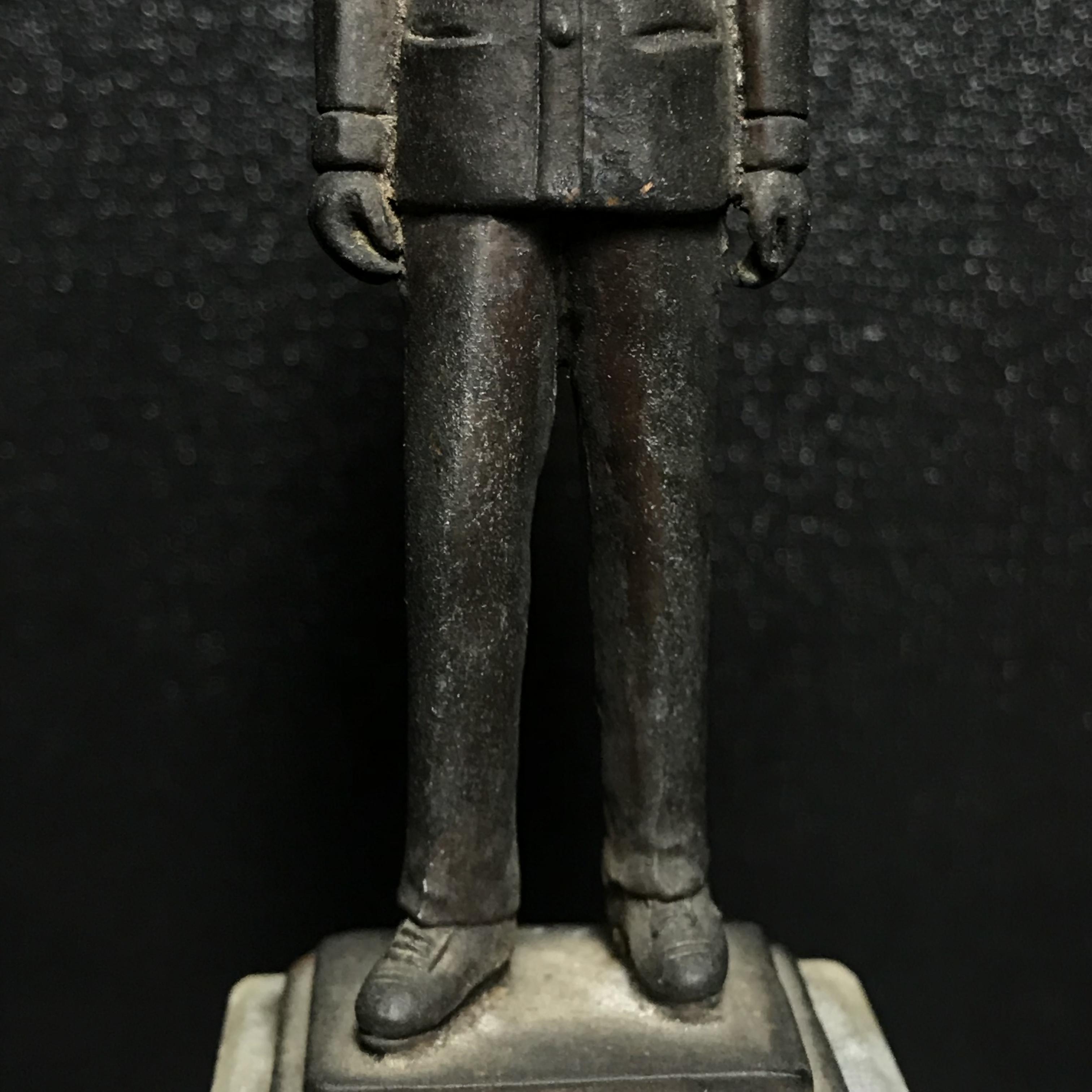 พระบรมรูปหล่อ ผู้ให้กำเนิดลูกเสือชาวบ้าน ในหลวงรัชกาลที่ 9 ทรงชุดลูกเสือชาวบ้าน ฐานหินอ่อน(หายาก)