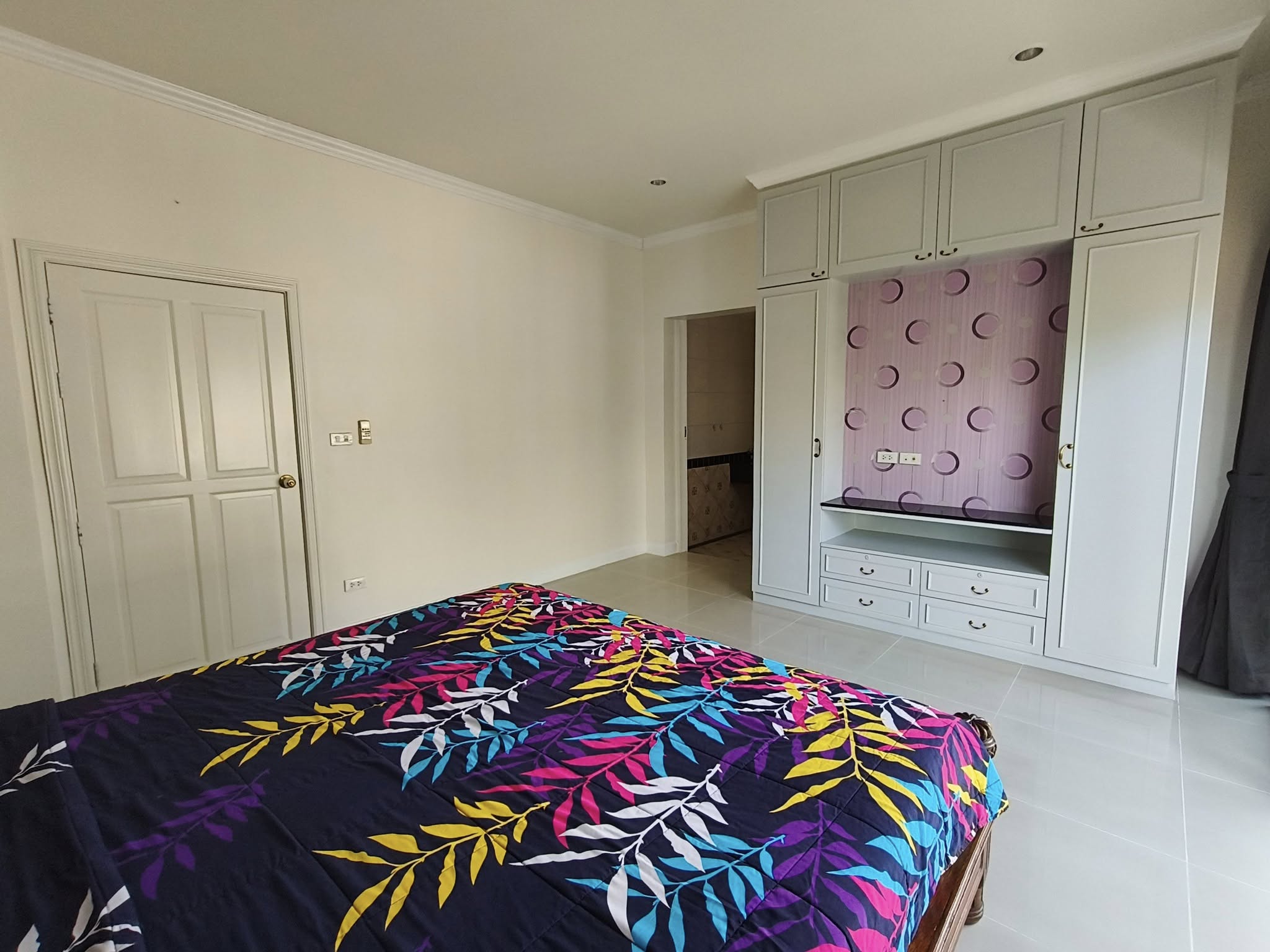 For Rent : Chalong, Private Pool Villa, 3 bedrooms 5 bathrooms