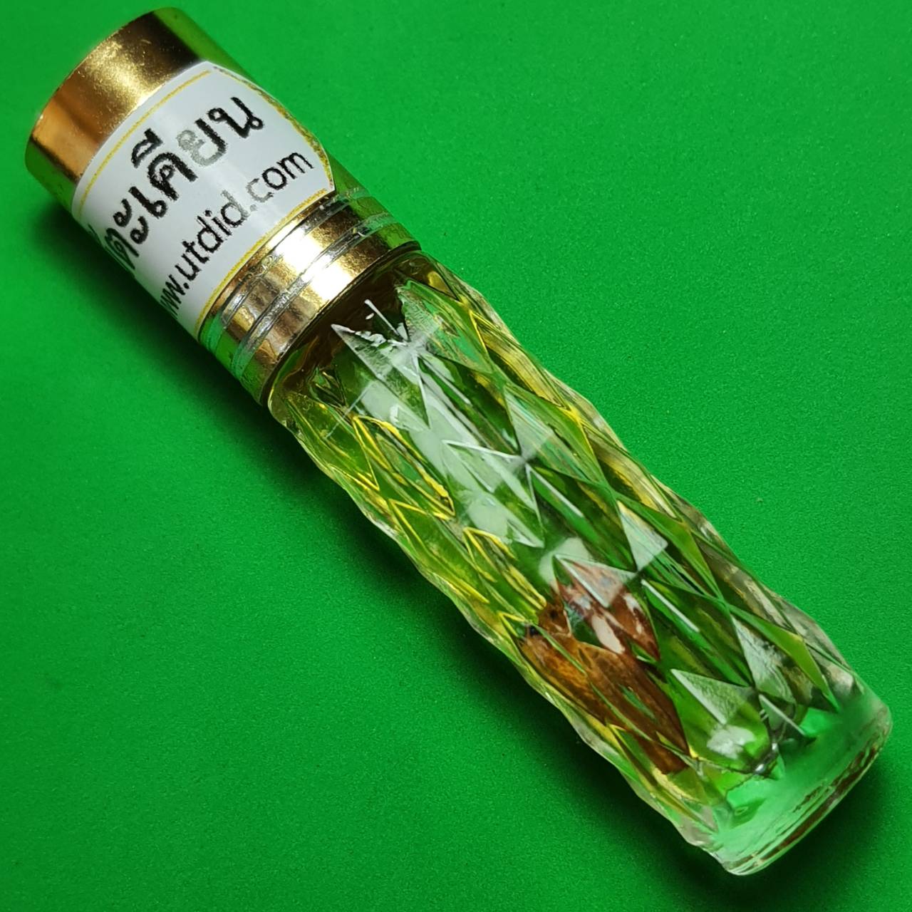 ของเสน่ห์ น้ำมันเสน่ห์สาริกาไม้ตะเคียน สาริกาไม้ สาริกาแท้ สาริกาค้าขาย น้ำมันสาริกา สาริกาลิ้นทอง สาริกามหาลาภ สาริกาให้โชค สาริกาค้าขาย สาริกามหาเสน่ห์