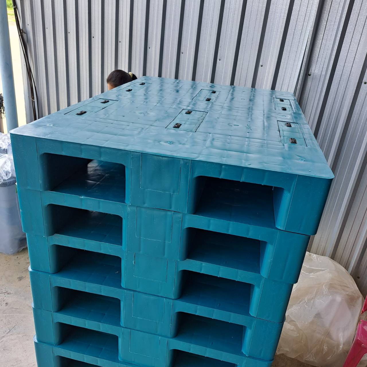 พาเลท EMS 0812 RB