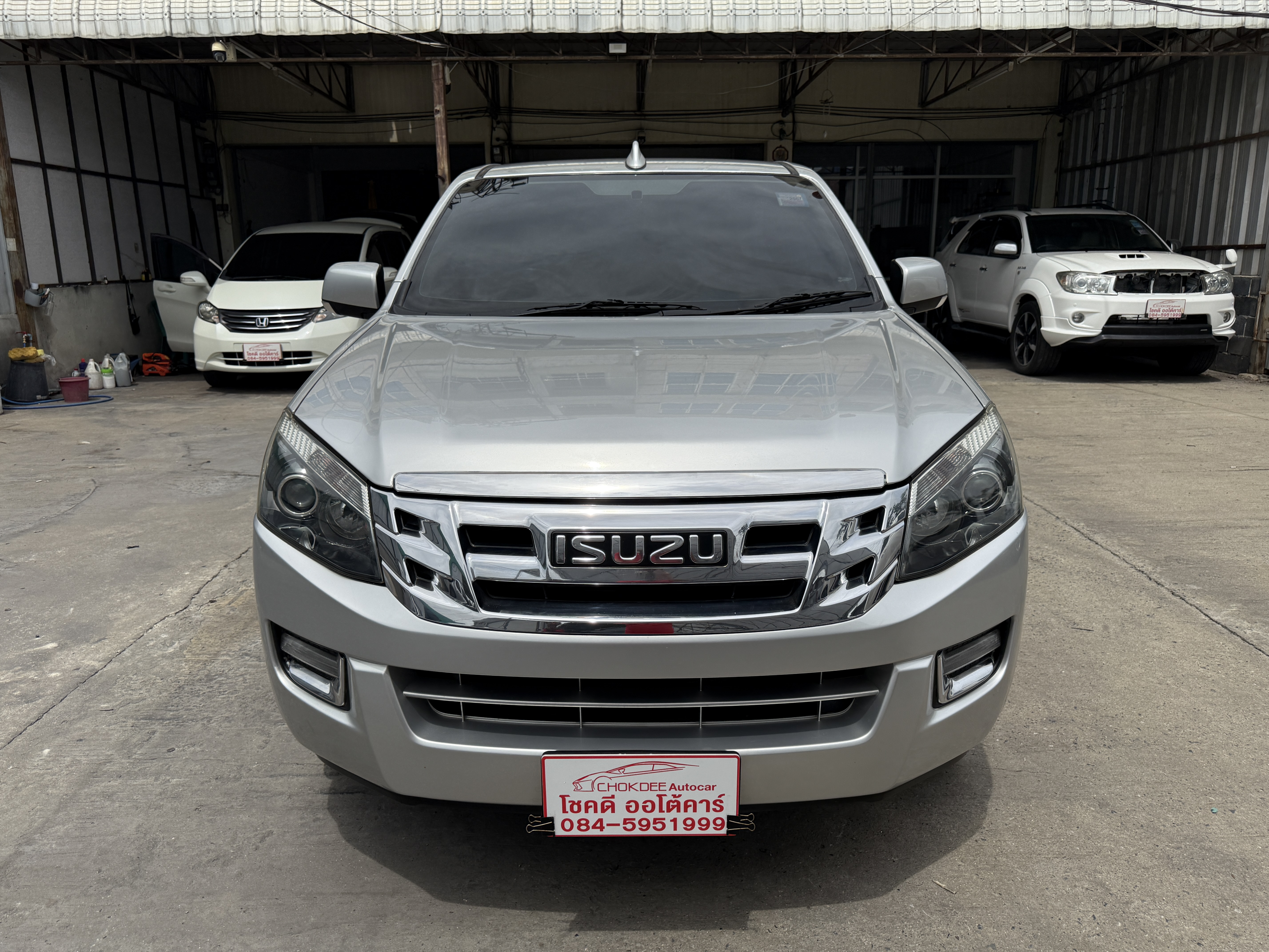 Isuzu Dmax All New Cab 2.5 Vgs Z 2015 เงิน