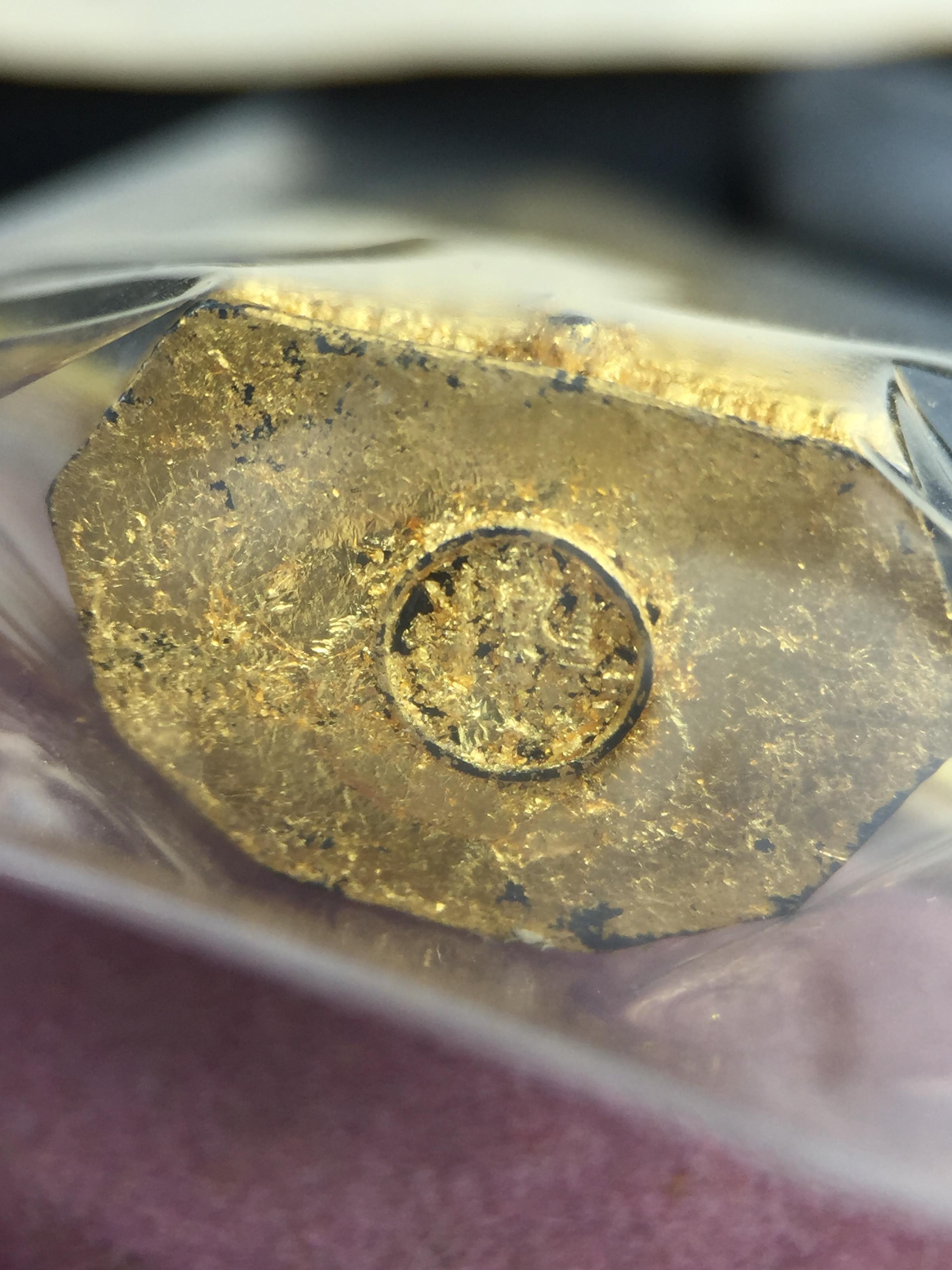 กริ่งพระพุทธนิรันตราย วัดราชประดิษฐสถิตมหาสีมารามราชวรวิหาร สมโภชกรุงรัตนโกสินทร์ 200ปี พ.ศ.2525 เนื้อเงิน (พิธีใหญ่ ในหลวง ร.9 เสด็จร่วมพิธี สมเด็จพระสังฆราชประธานพิธีปลุกเสก)มาพร้อมกล่องบรรจุเดิมและใบอนุโมทนาบุญเดิมครบสมบูรณ์ หายากก(1ใน 209 องค์)