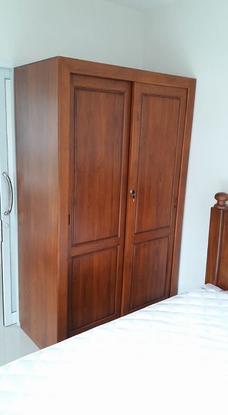 ตู้เสื้อผ้าบานเลื่อน บานฟักเล็ก 1.2 เมตร