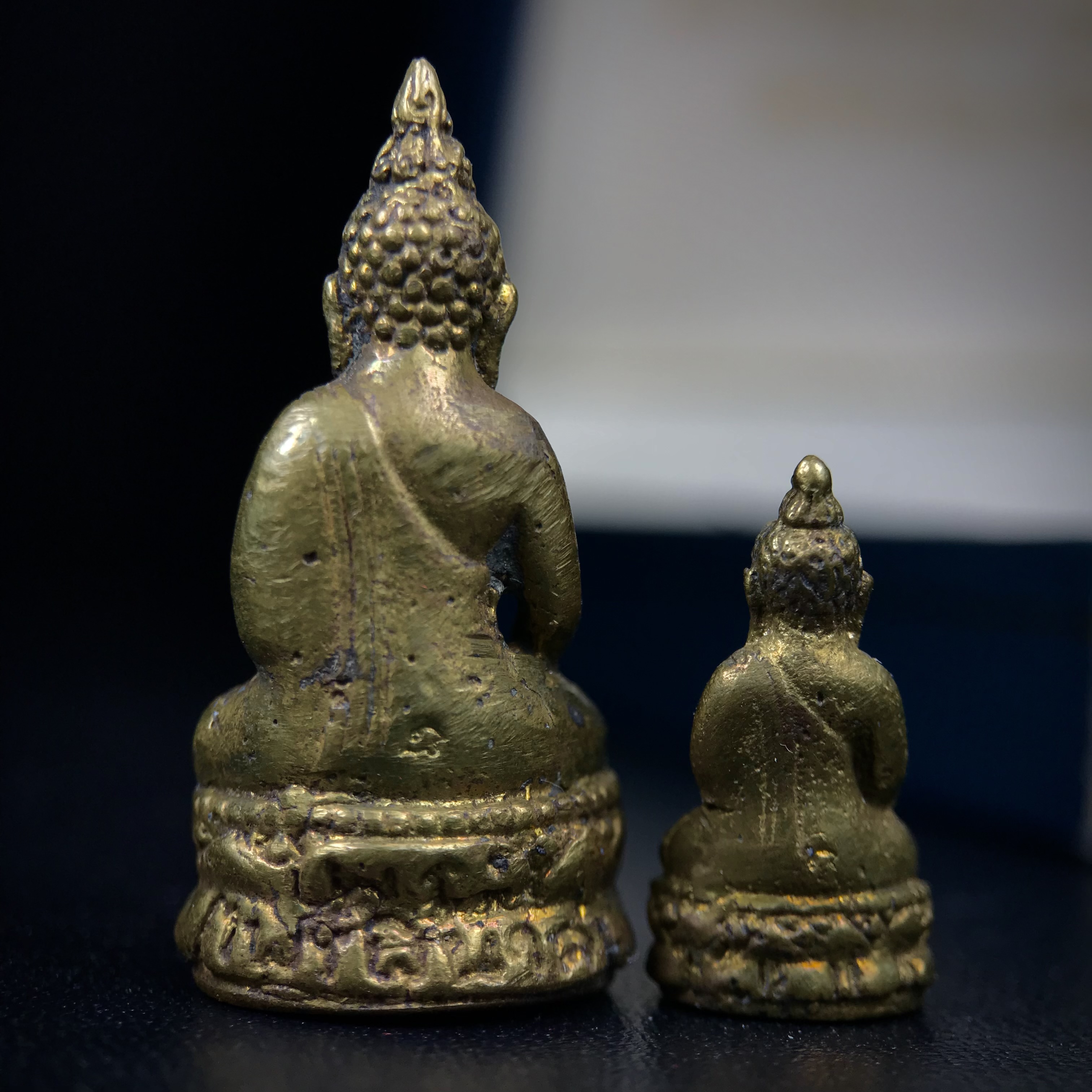 พระกริ่ง-พระชัยวัฒน์ไพรีพินาศ วัดบวรนิเวศวิหาร รุ่นผ้าป่าสิงห์บุรีปี2528(ชนวนมวลสารไพรีรุ่นแรก)(1ใน1500ชุด)สภาพสวยพร้อมกล่องบรรจุเดิมชุดกรรมการรับพระราชทานจากสมเด็จพระเทพในวโรกาสเด็จพระราชดำเนินทรงประกอบพิธีวางศิลาฤกษ์พระอุโบสถวัดตรีทศเทพวรวิหาร(หายากมาก)