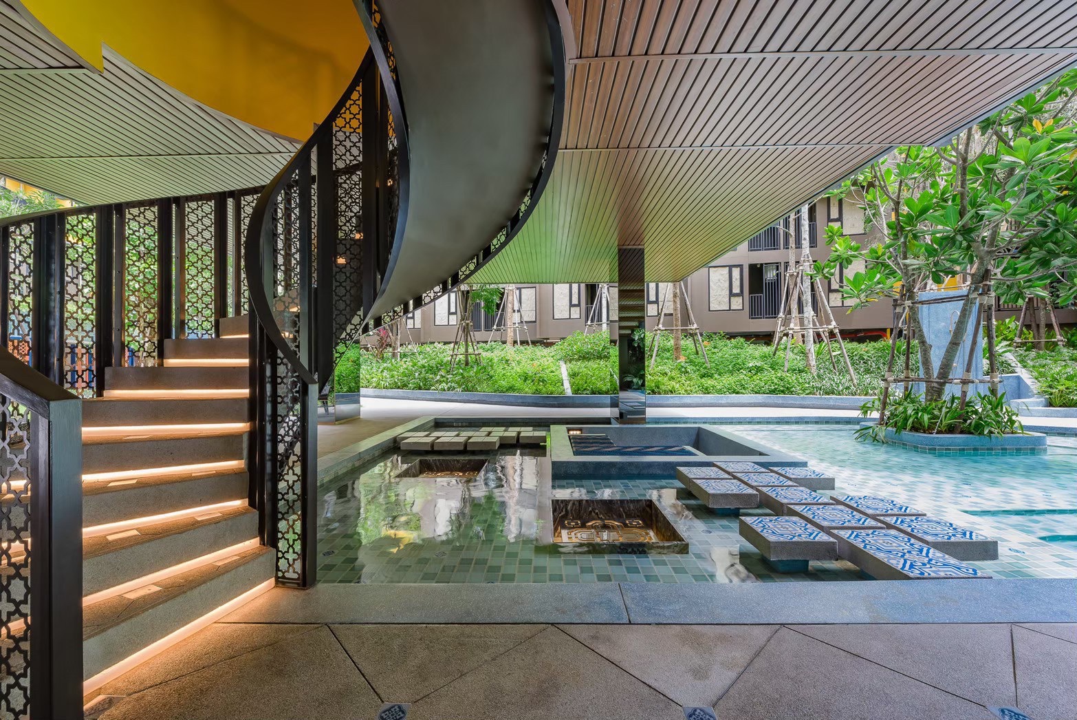 For Rent : Wichit, The Base Central Phuket, 1 Bedroom 1 Bathroom, 5th flr.