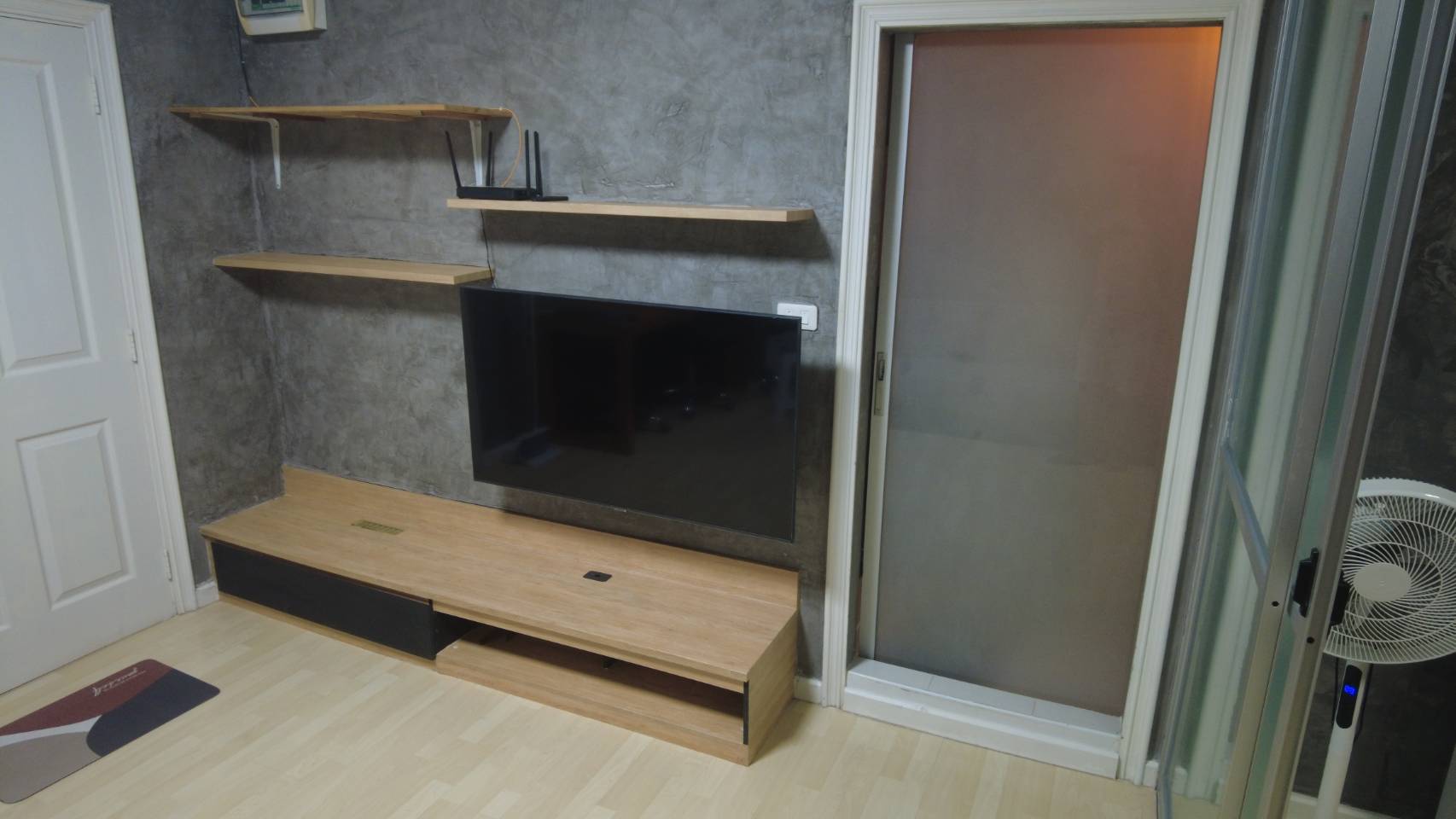 For Rent : Kathu, Dcondo Kathu, 1 bedroom 1 bathroom, 4th flr., pool view