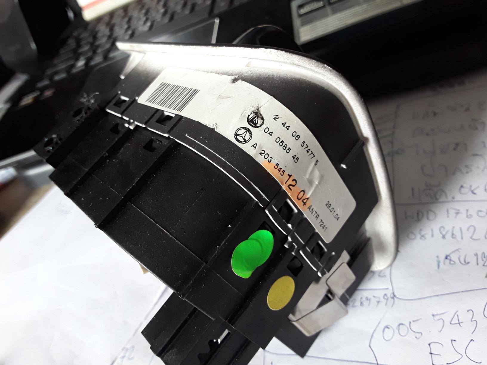 สวิทไฟหน้าBENZ W203