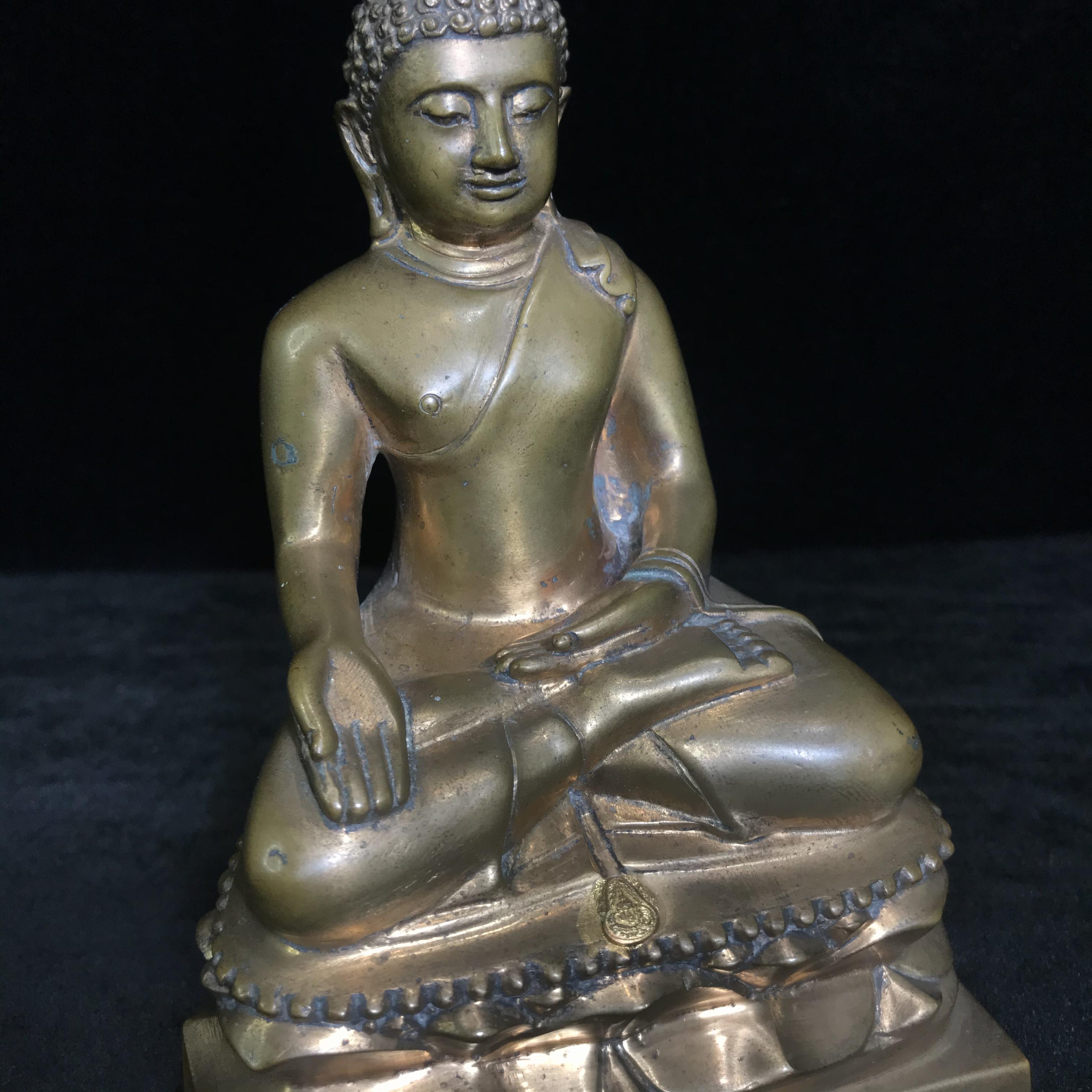 พระไพรีพินาศ วัดบวรนิเวศวิหาร ปี 2544 เนื้อสัมฤทธิ์ หน้าตัก 3นิ้ว (นิยมหายาก)(1ใน2989องค์)