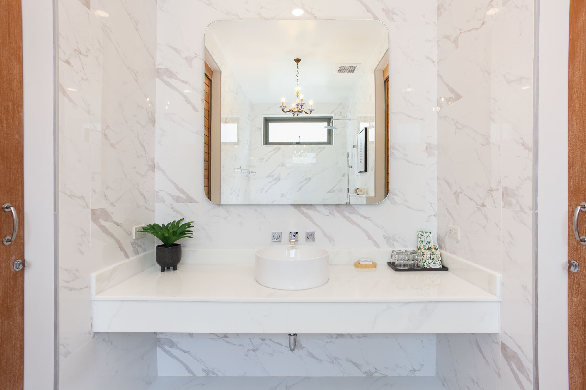 For Rent : Rawai, Seafront Pool Suite, 3 Bedroom 2.5 Bathroom