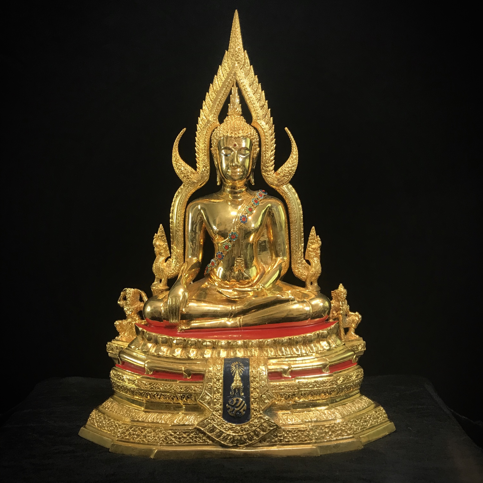 พระพุทธชินราช ภปร. รุ่นปฎิสังขรณ์ ปี2531 หน้าตัก 9นิ้ว กะไหล่ทอง(พร้อมตู้ครอบ) งานลุงจ่าทวีบูรณเขตต์ (สวยหายากนิยม)