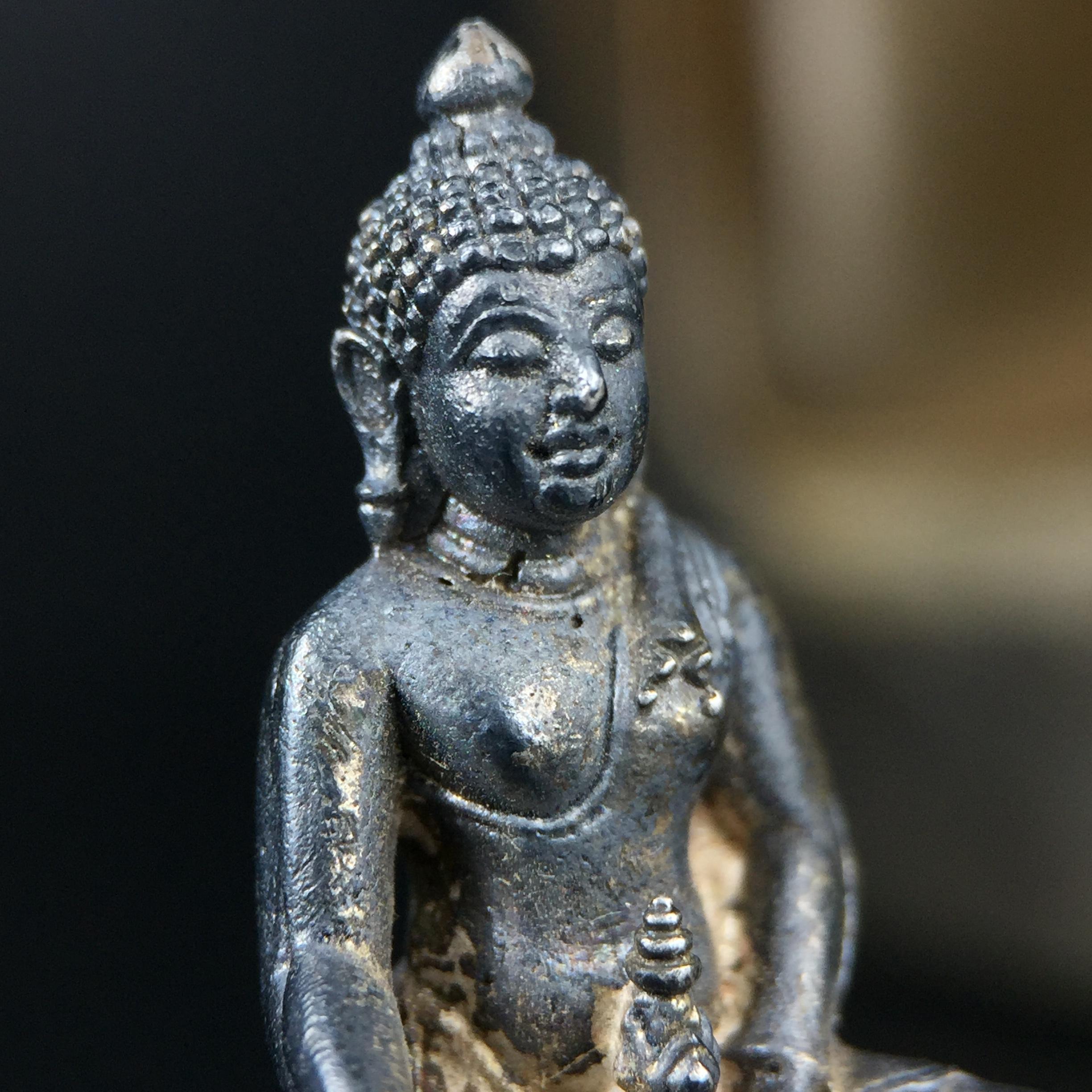 พระกริ่งวาสนา 80 พรรษา สมเด็จพระสังฆราช (วาสน์) วัดราชบพิธฯ ปี2521 เนื้อเงิน(ตอกหมายเลข)(ตอกโค๊ตพระปิดตา) โดยมีหลวงปู่โต๊ะ วัดประดู่ฉิมพลีร่วมปลุกเสก สภาพผิวเดิม สวยจัด แชมป์ๆพร้อมกล่องบรรจุเดิม(หายาก)