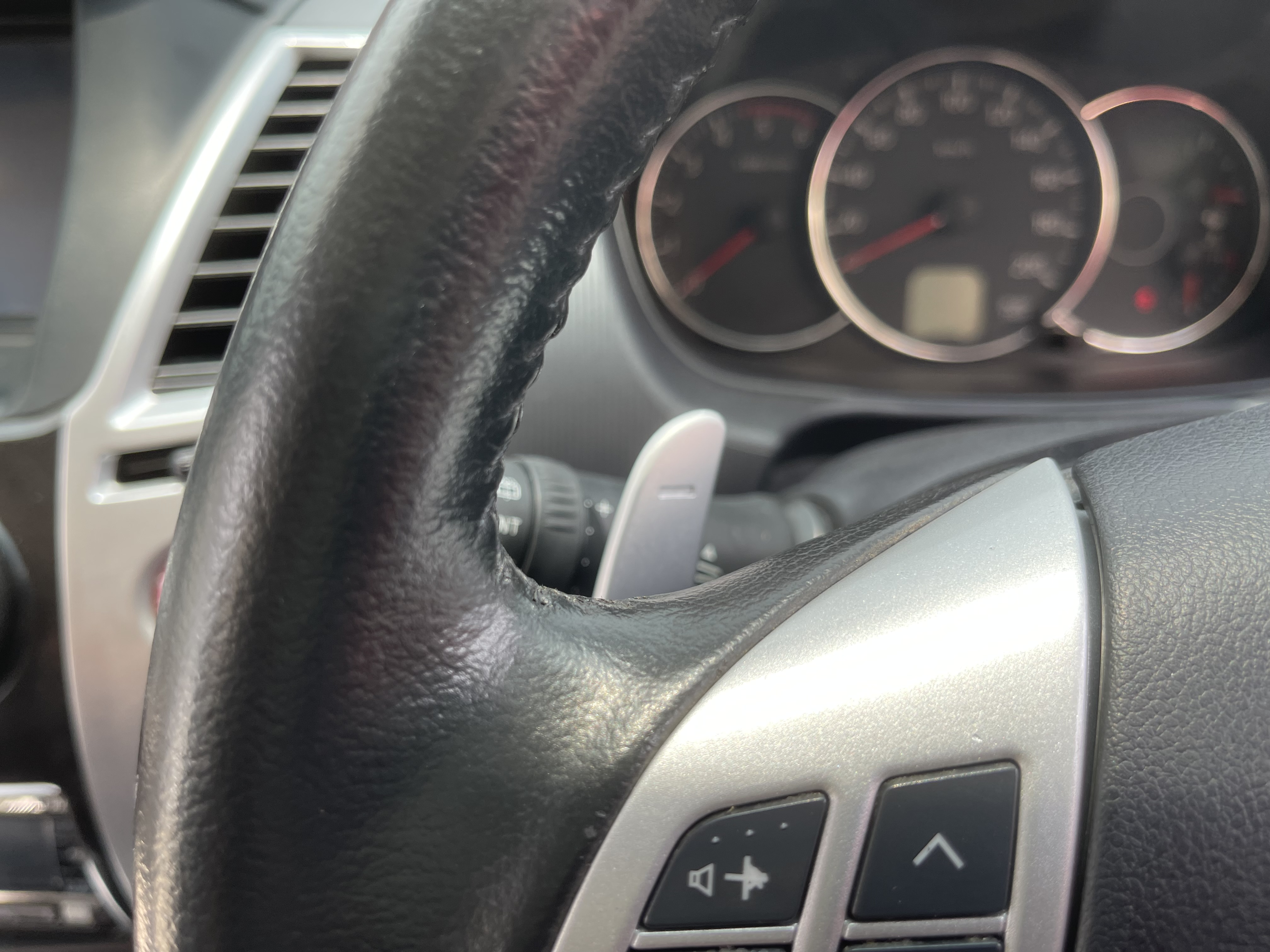 Mitsubishi Pajero Sport 2.5 GT 2WD At 2013 ขาวมุก