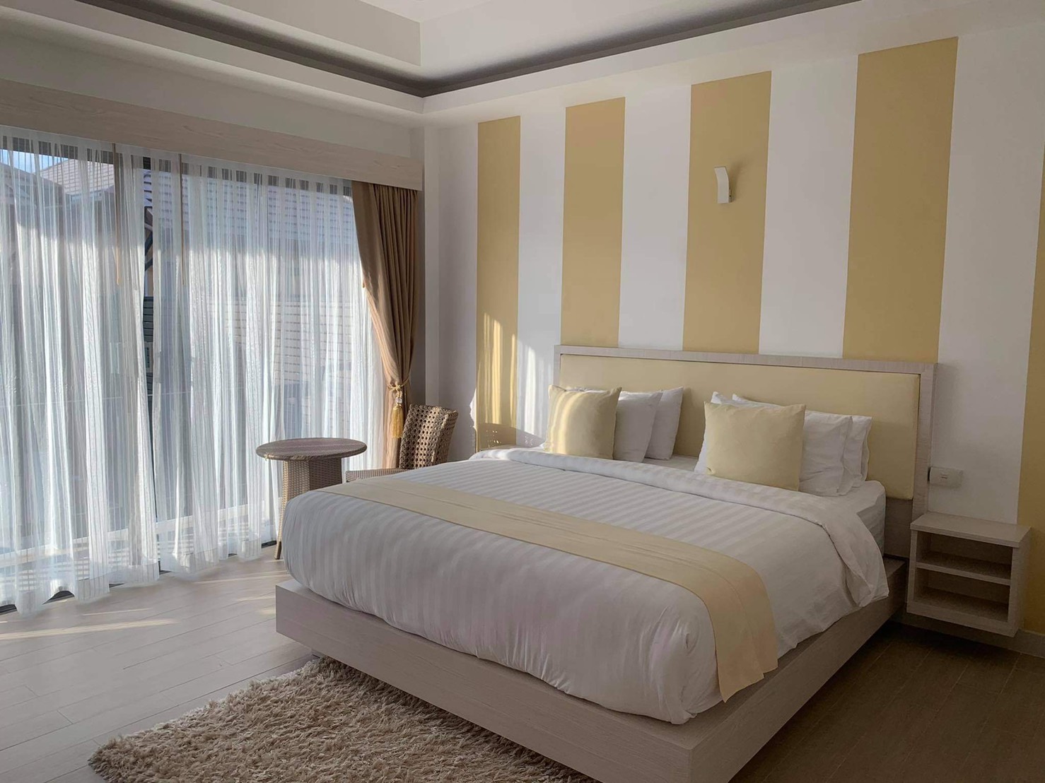 For Rent : Bangtao Private Pool Villa, 3 bedrooms 4 Bathrooms, Pool view.