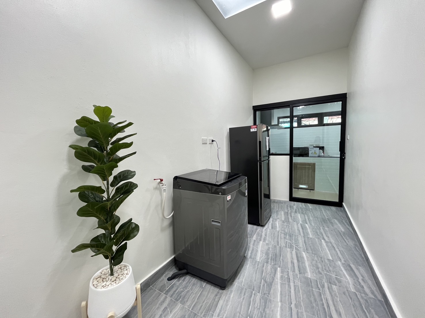 For Rent : Chalong, One-story townhome, 3 bedrooms 2 bathrooms