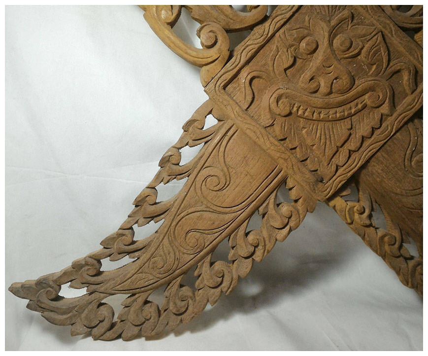 ไม้แกะสลัก กาแล 93cmxสูง63cm งานเก่า