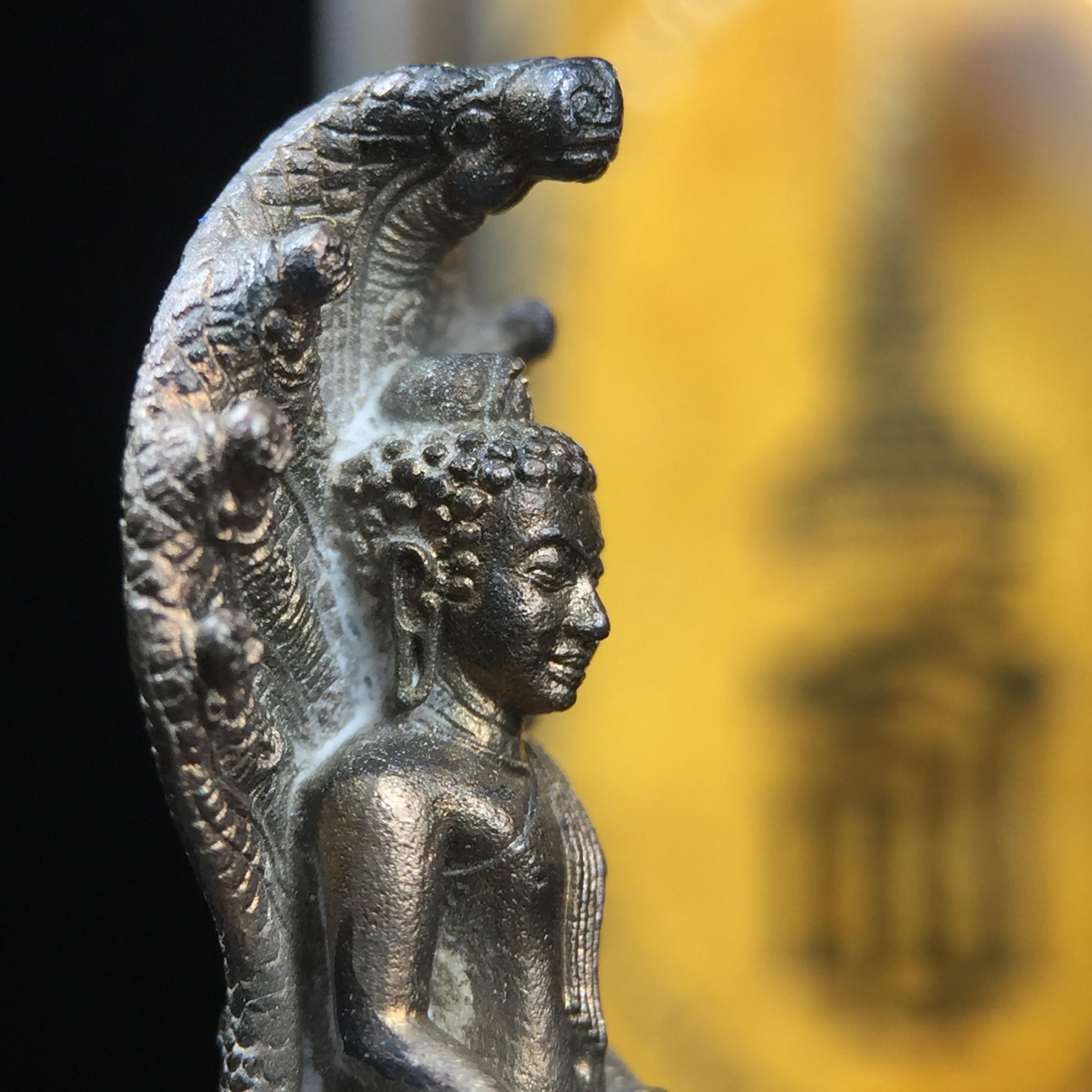 พระพุทธรูปนาคปรกปางมารวิชัย สธ. เนื่องวโรกาสสมเด็จพระเทพรัตนราชสุดาฯ ทรงเจริญพระชนมายุครบ 3 รอบ ปี2534 พระกริ่งนวโลหะ พิธีพุทธาภิเษก ณ วัดบวรนิเวศวิหาร โดยมีสมเด็จพระญาณสังวร สมเด็จพระสังฆราชเป็นองค์ประธาน(พิธีใหญ่ มวลสารดี พุทธศิลป์งดงาม)