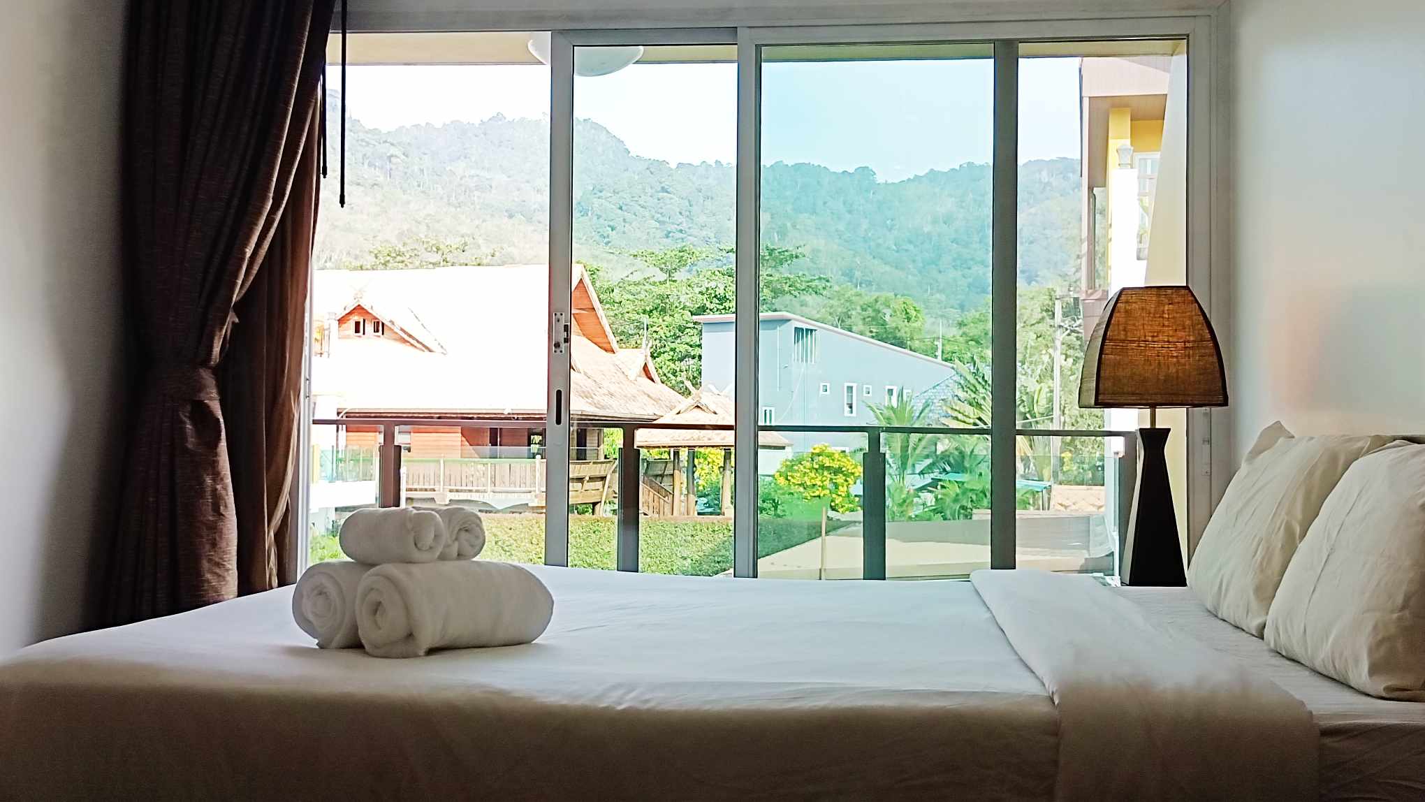 For Rent : Thalang, Townhome Modern Style , 3 bedrooms 2 bathrooms