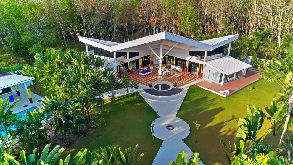 For Sales : Thalang, 5 Luxury Private Pool Villa , 23 bedrooms 17 bathrooms. 1,550 SQ.M.