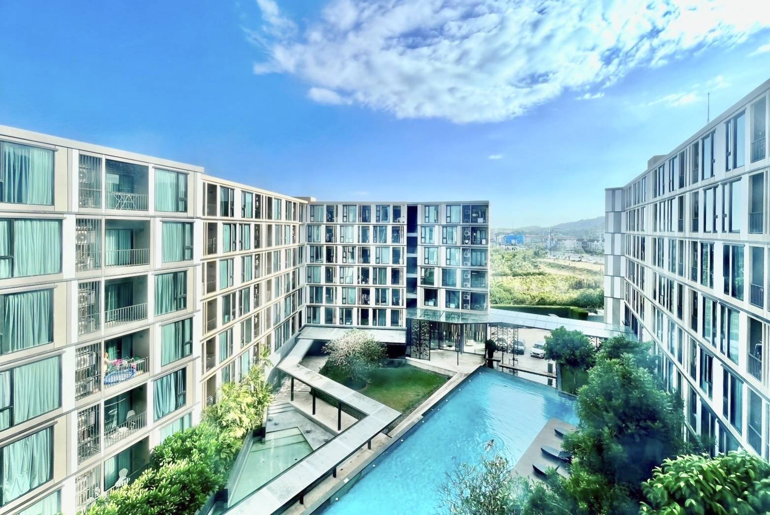 For Sales : Bypass road, The Base Uptown, 1 Bedroom 1 Bathroom, 6th flr.