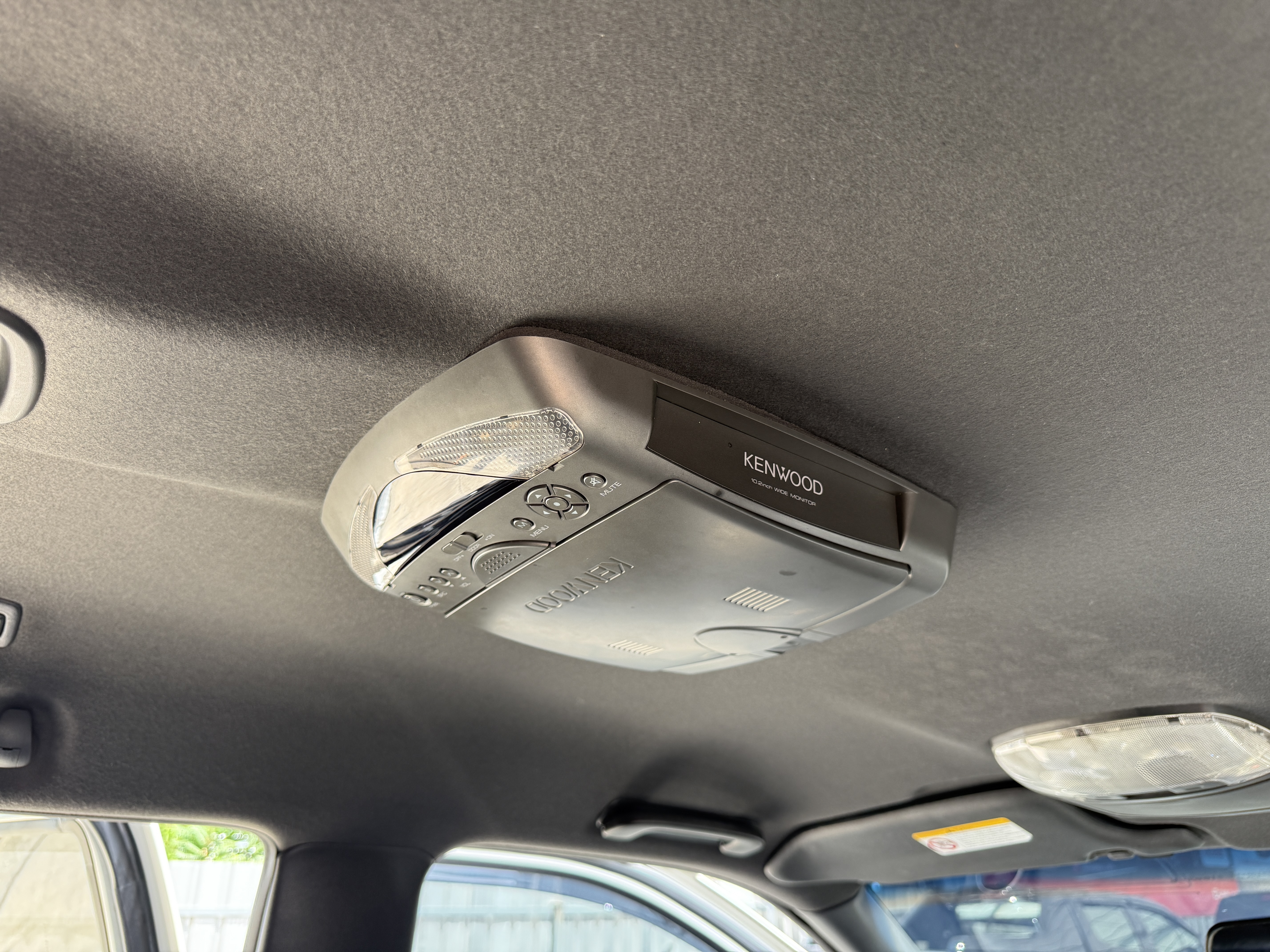 Isuzu Mu-7 3.0 Choiz Vgs Navi 2WD At 2012 ขาวมุก