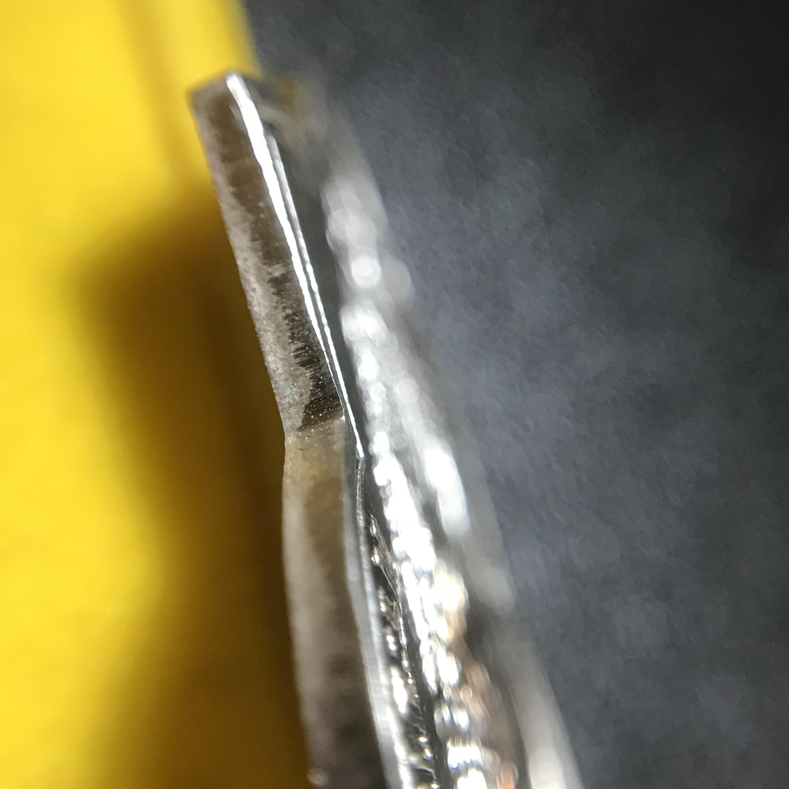 เหรียญพระบาทสมเด็จพระเจ้าอยู่หัว รัชกาลที่9ประทับนั่งบัลลังก์ กระทรวงมหาดไทยจัดสร้าง ปี2539 เนื้อเงินกล่องบรรจุเดิม(สภาพสวย)(นิยม)