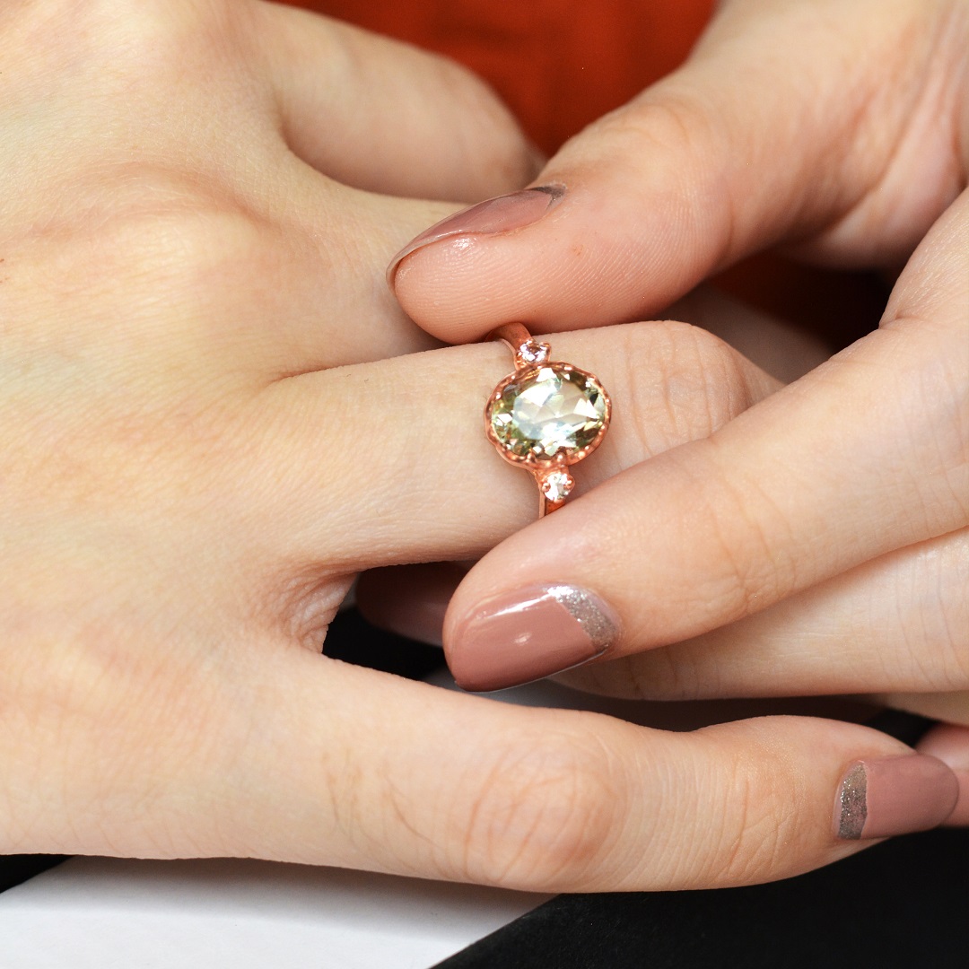 แหวนพลอยแท้ อัญมณีบำบัด พลังแห่งการปรับสมดุลธาตุ