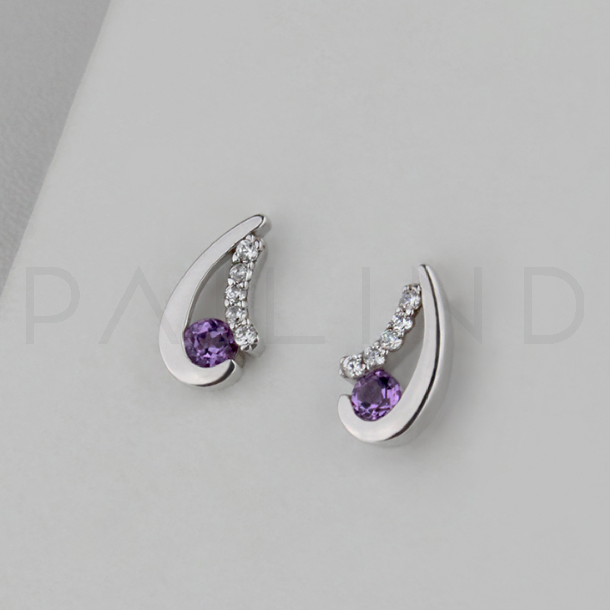 ต่างหูเงินดีไซน์ฝังเพชรรัสเซียประดับ AMETHYST