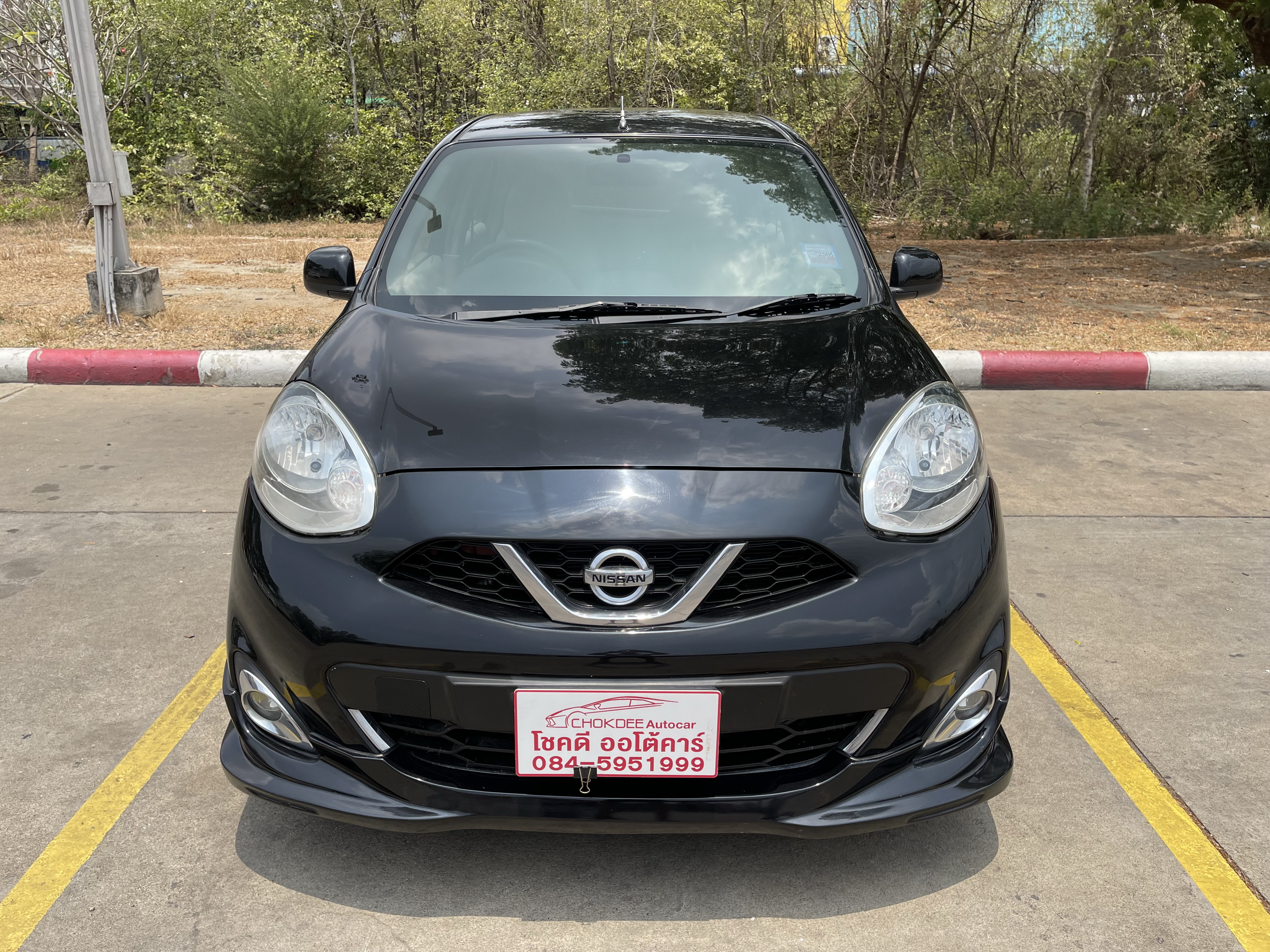 Nissan March 1.2 V At 2013 ดำ